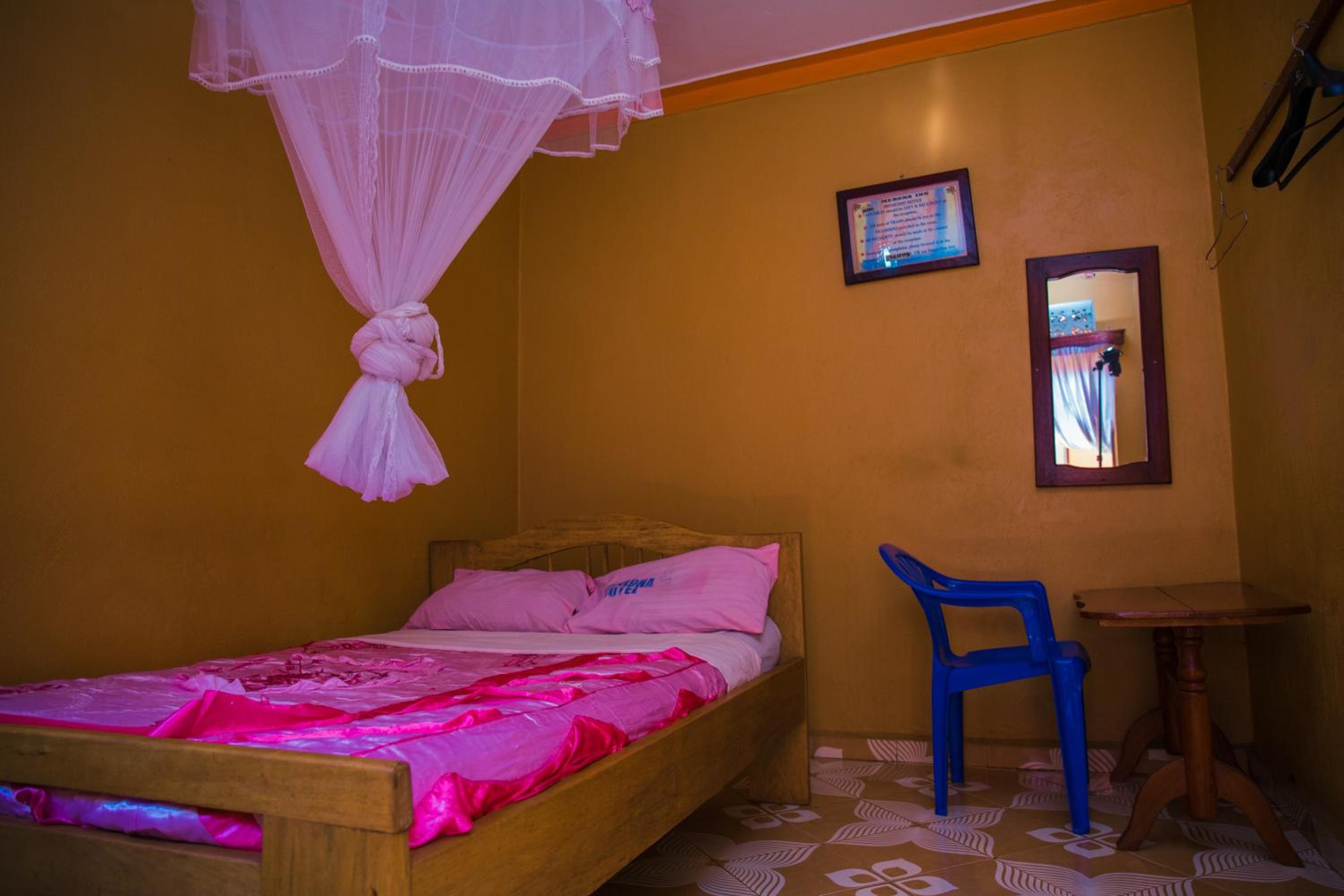 Single Room With Shared Bathroom