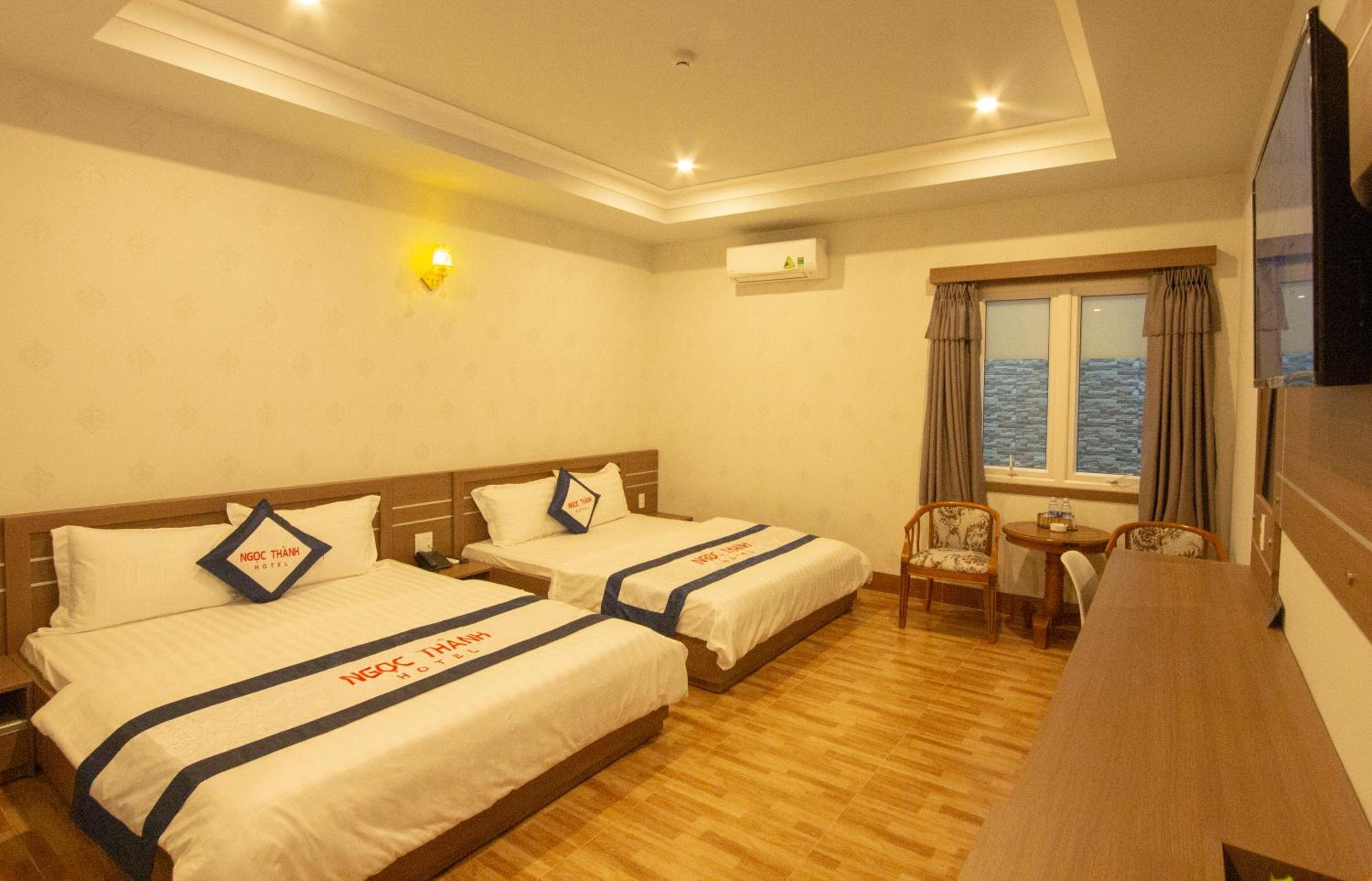 Deluxe Queen Room With Two Queen Beds photo 1
