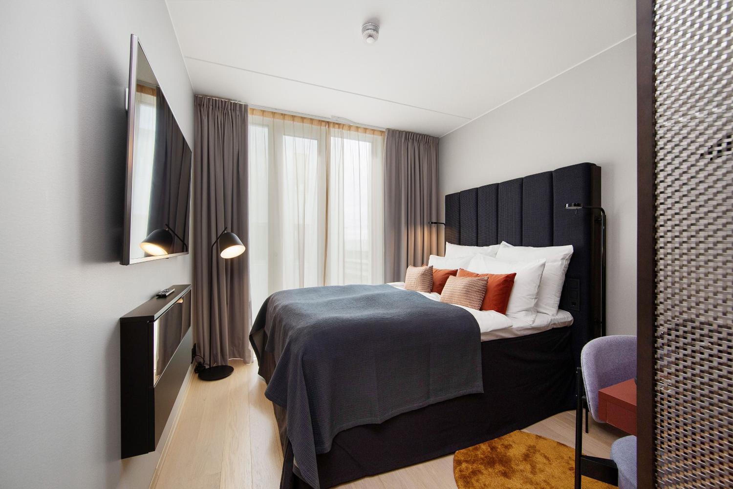 Standard Double Room - Photo 9