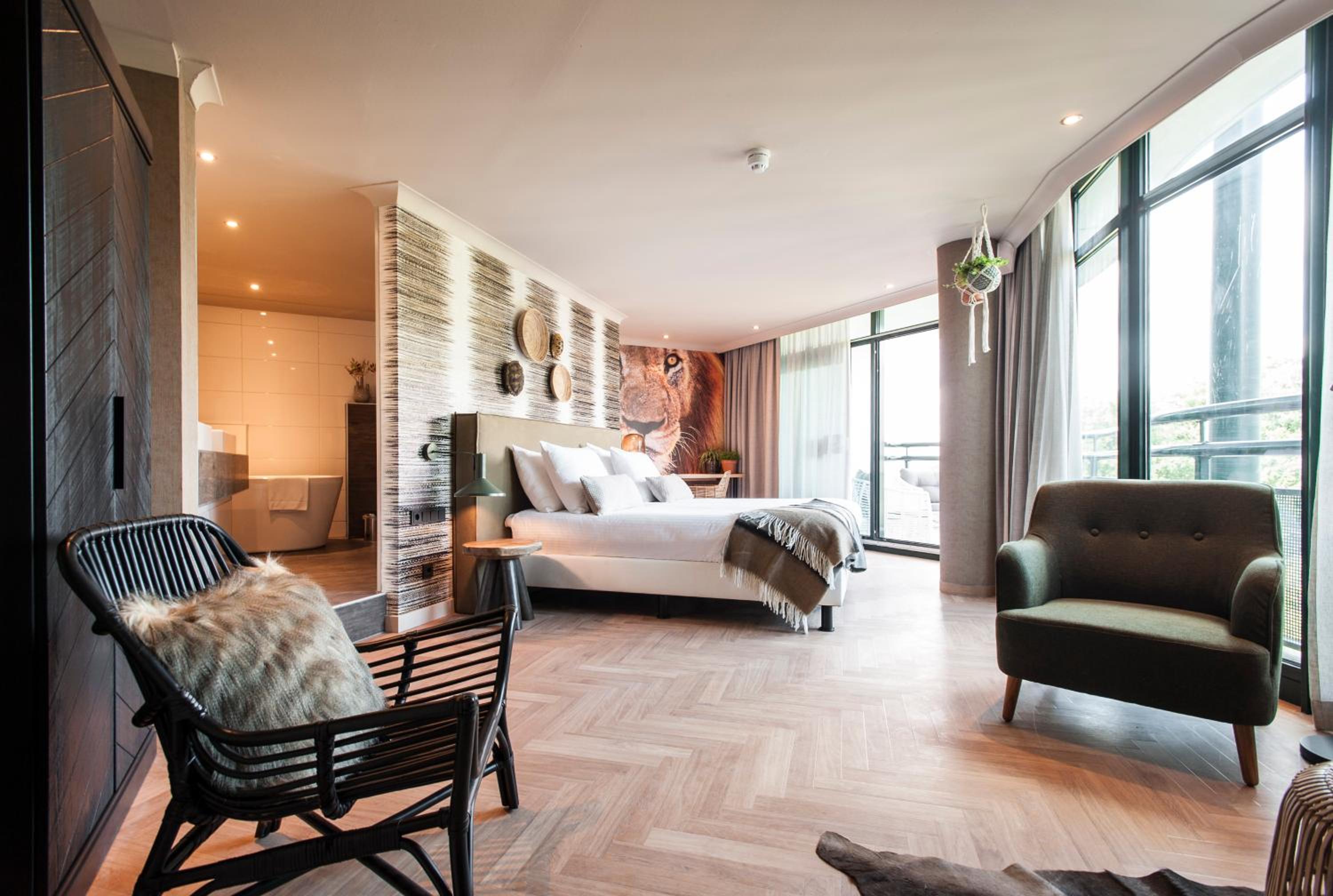 Safari Suite photo 2