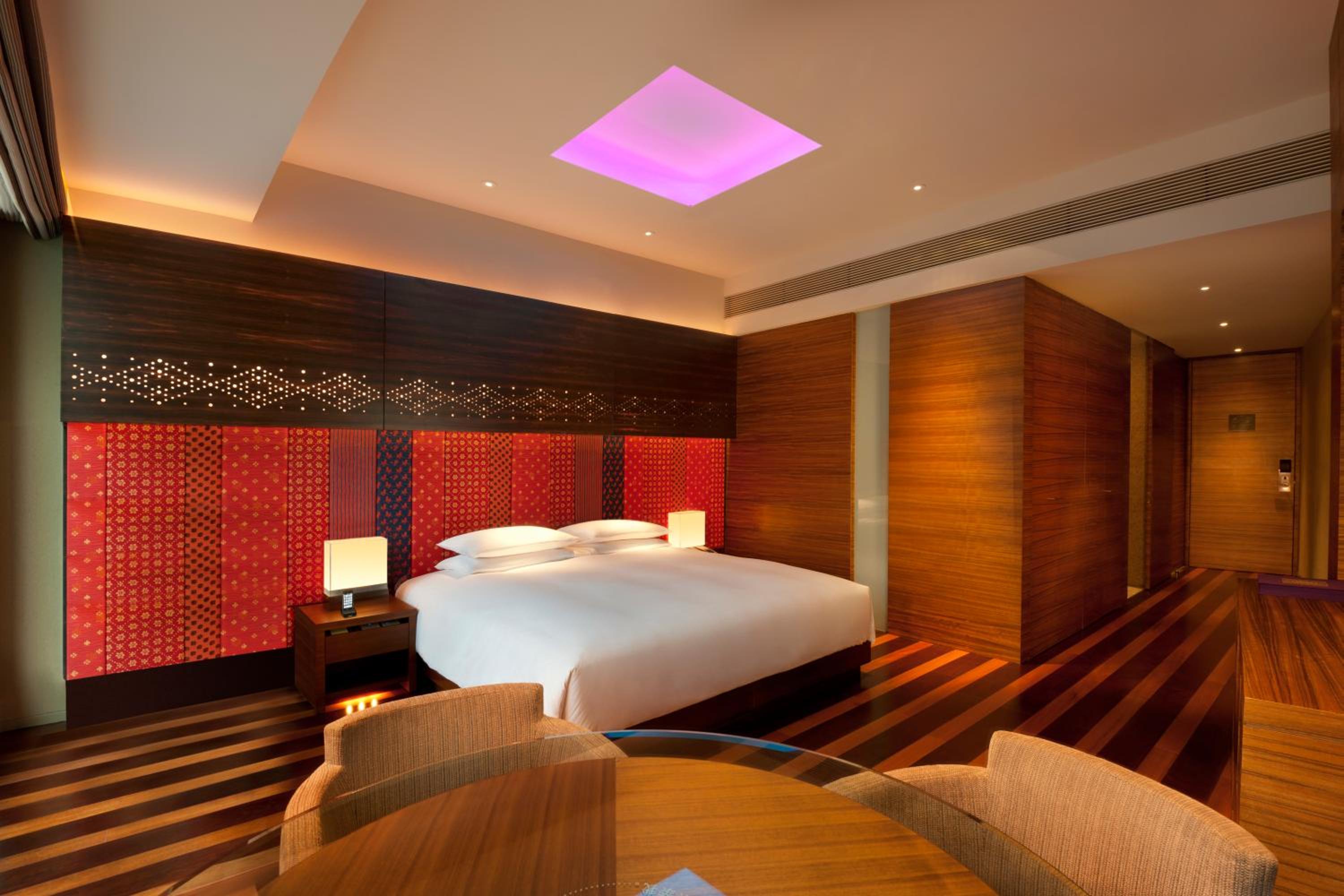 King Room
