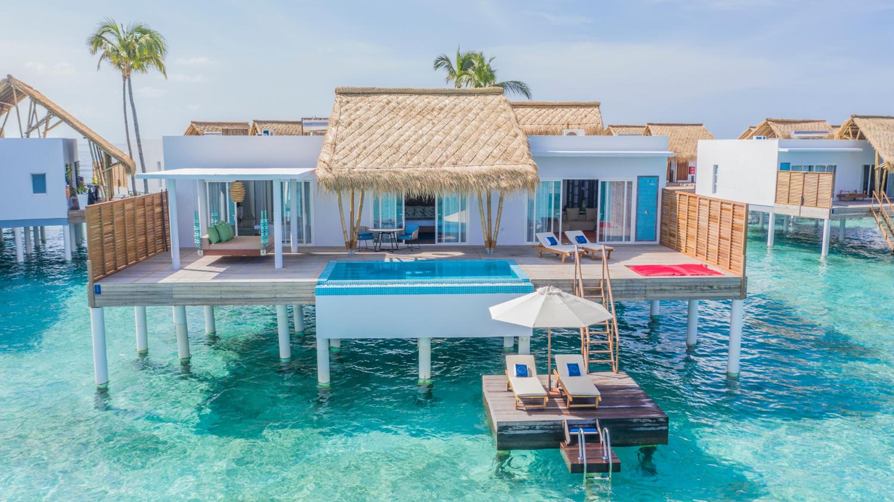 Superior Water Villa with Pool - Photo 5