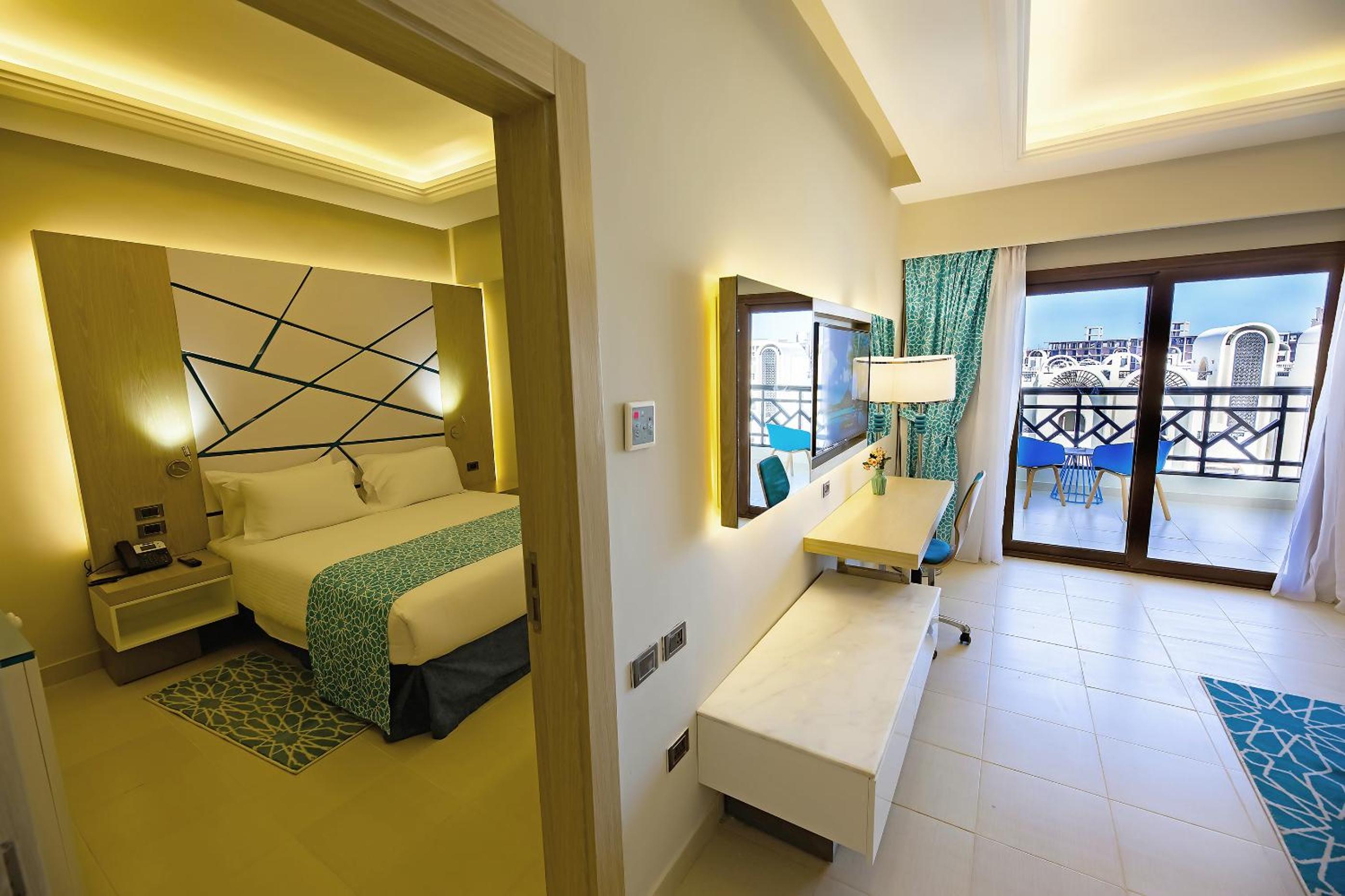 Family Room with Sea View photo 3