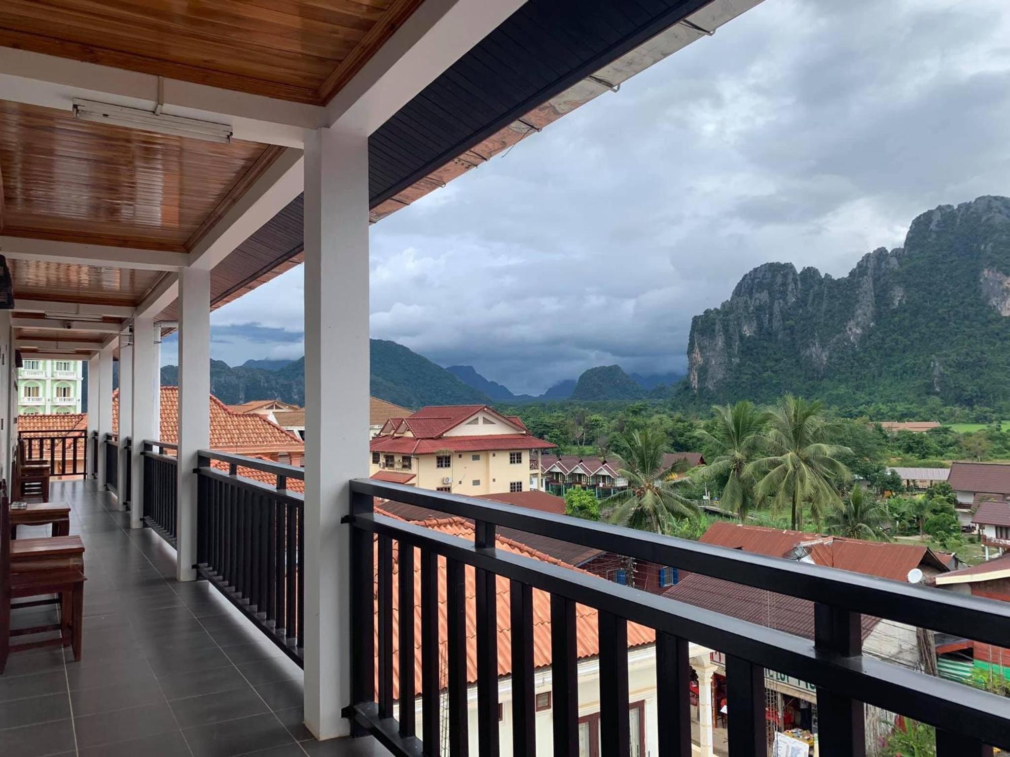 Double Room with Mountain View