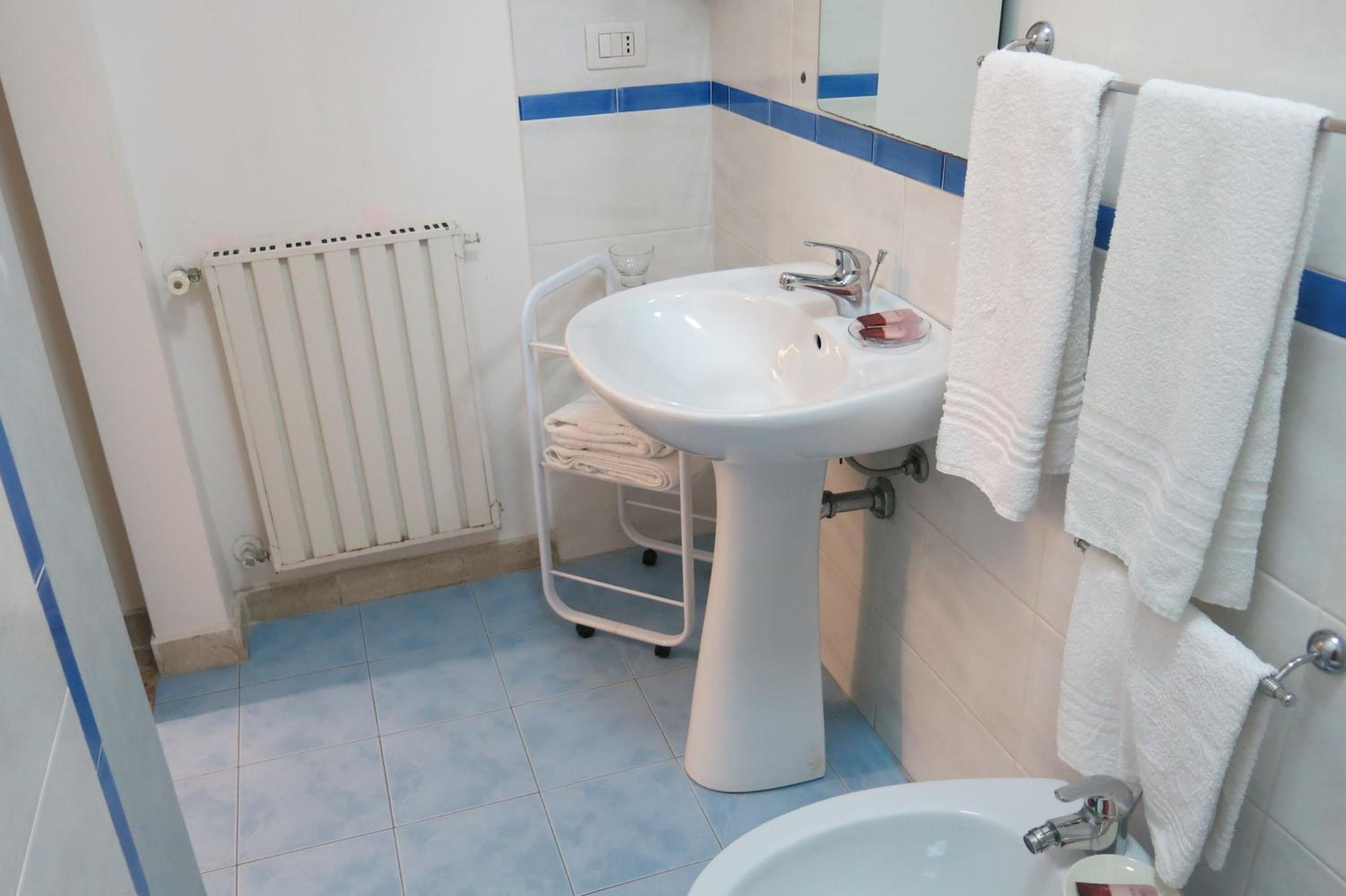 Family Suite - Photo 17