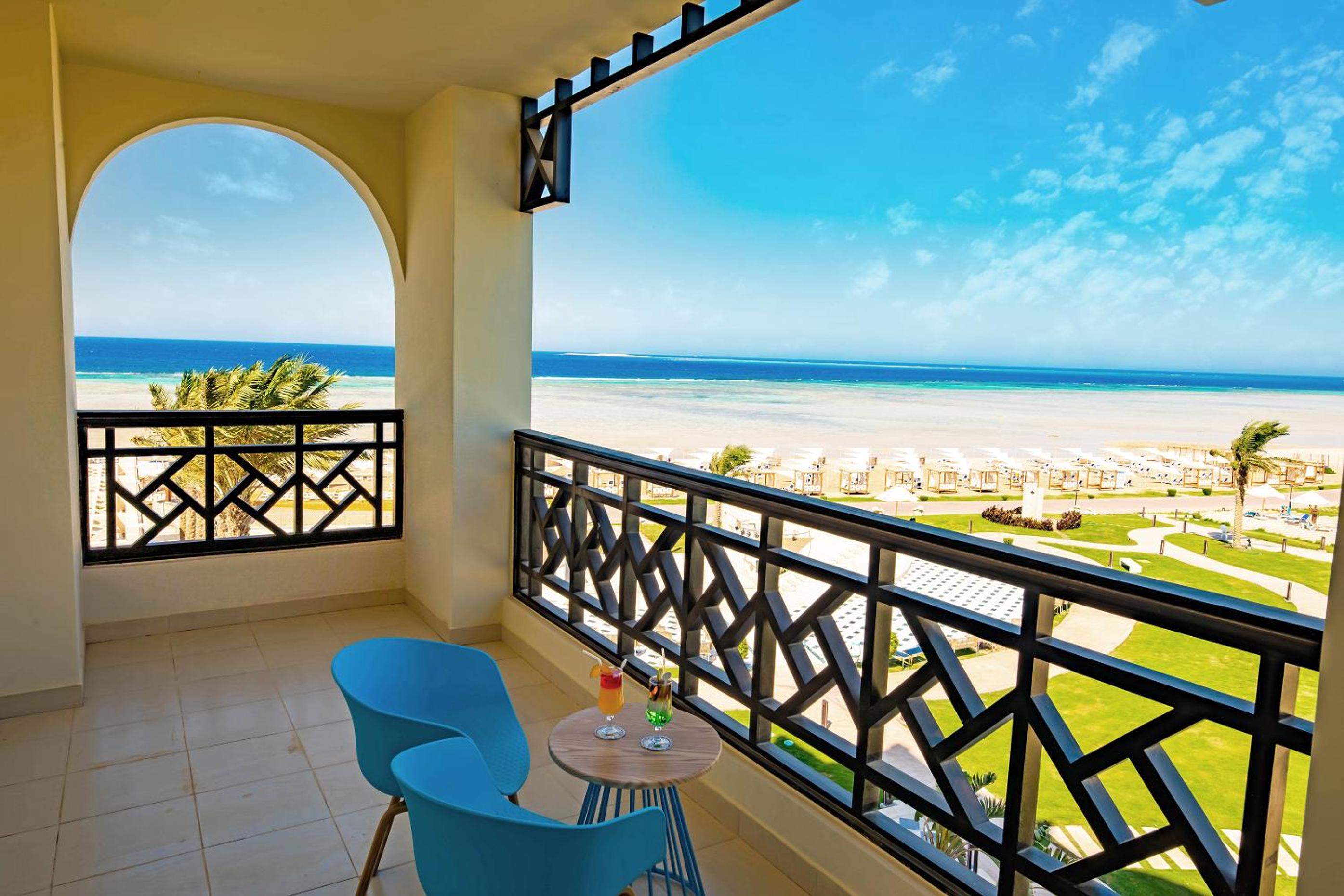 Gravity Suite Sea View photo 3