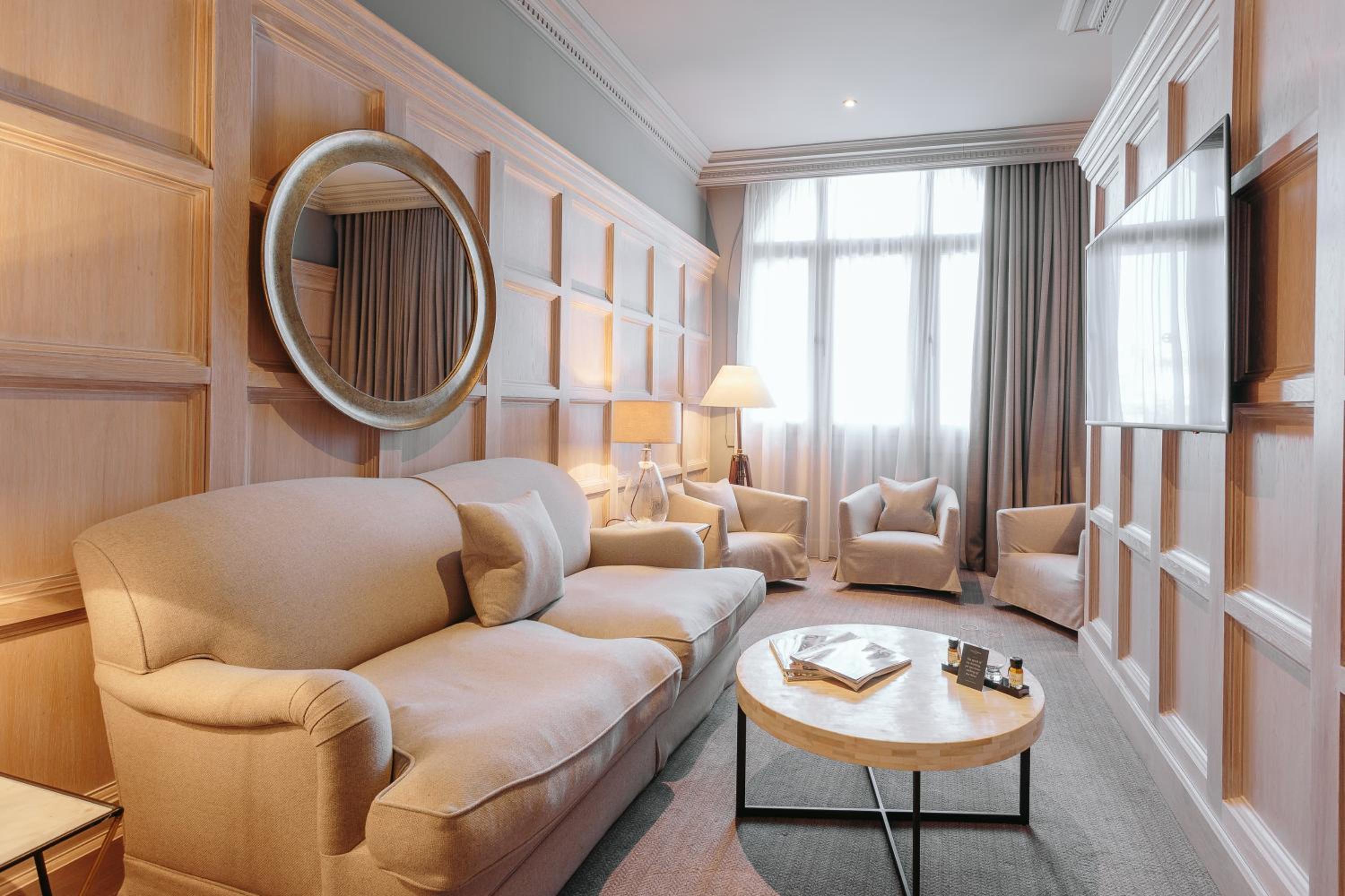 Feature Family Room