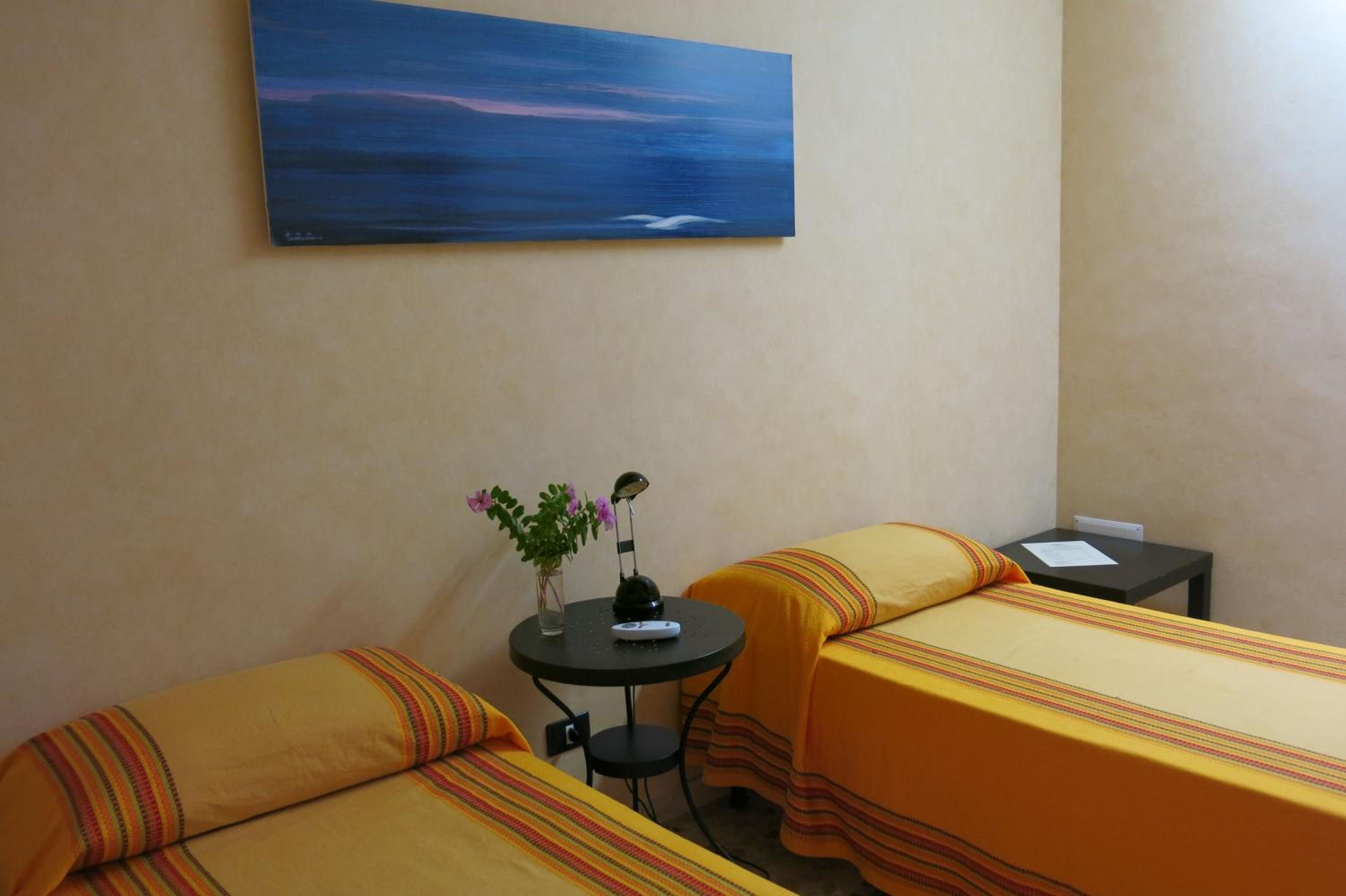 Family Suite - Photo 11