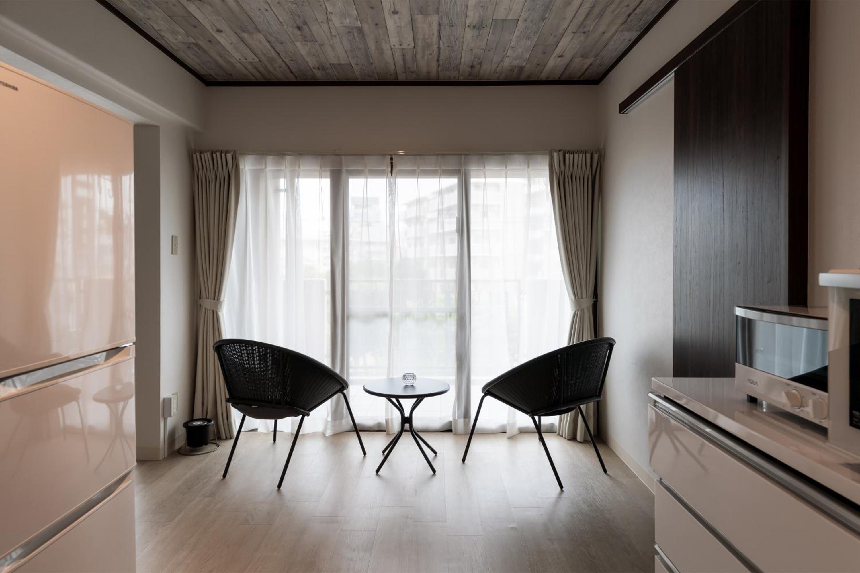 Four-Bedroom Apartment (No Dog) - Photo 10