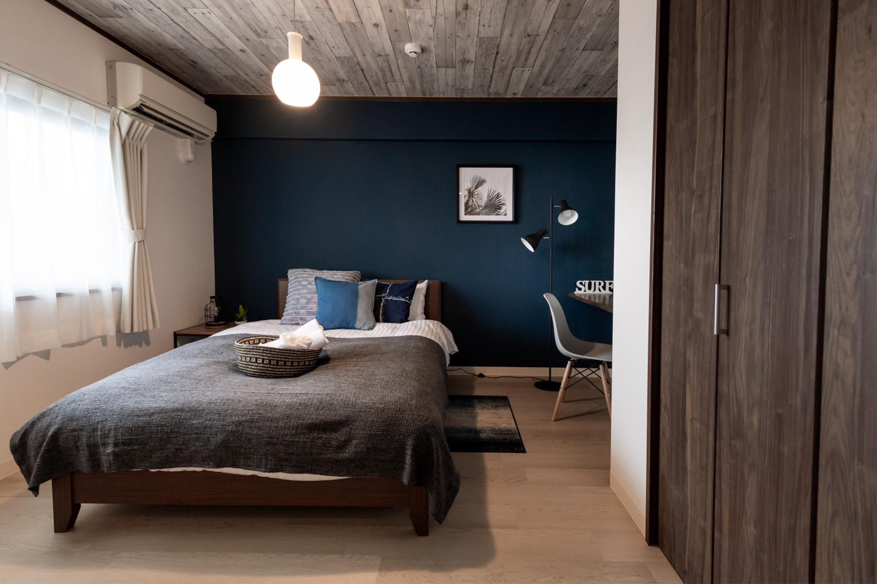 Four-Bedroom Apartment (No Dog) - Photo 30