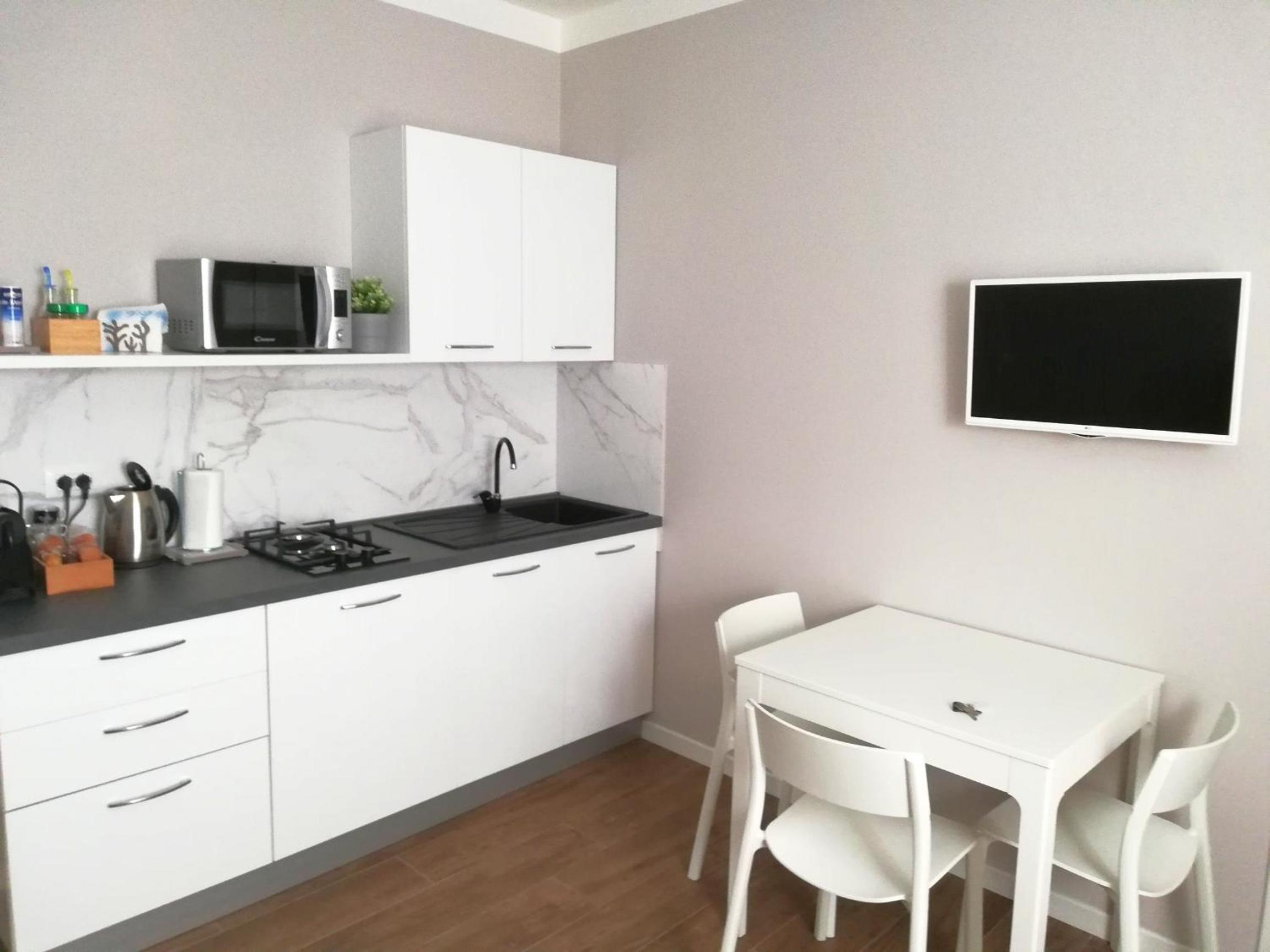 Apartment photo 3
