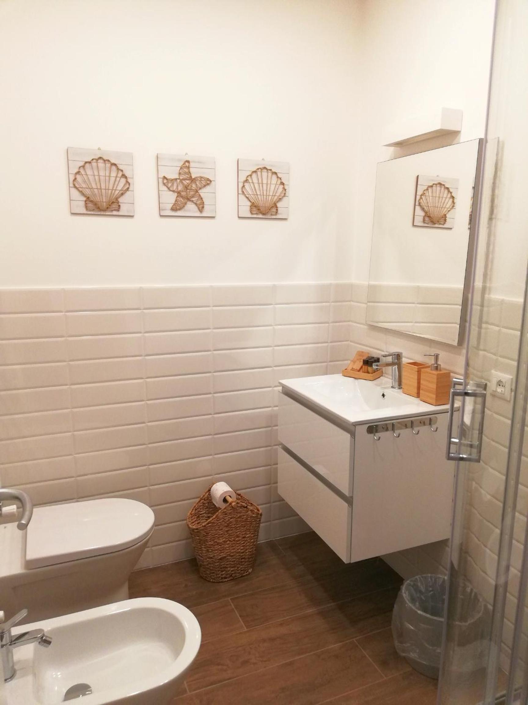 Triple Room with Private Bathroom photo 3