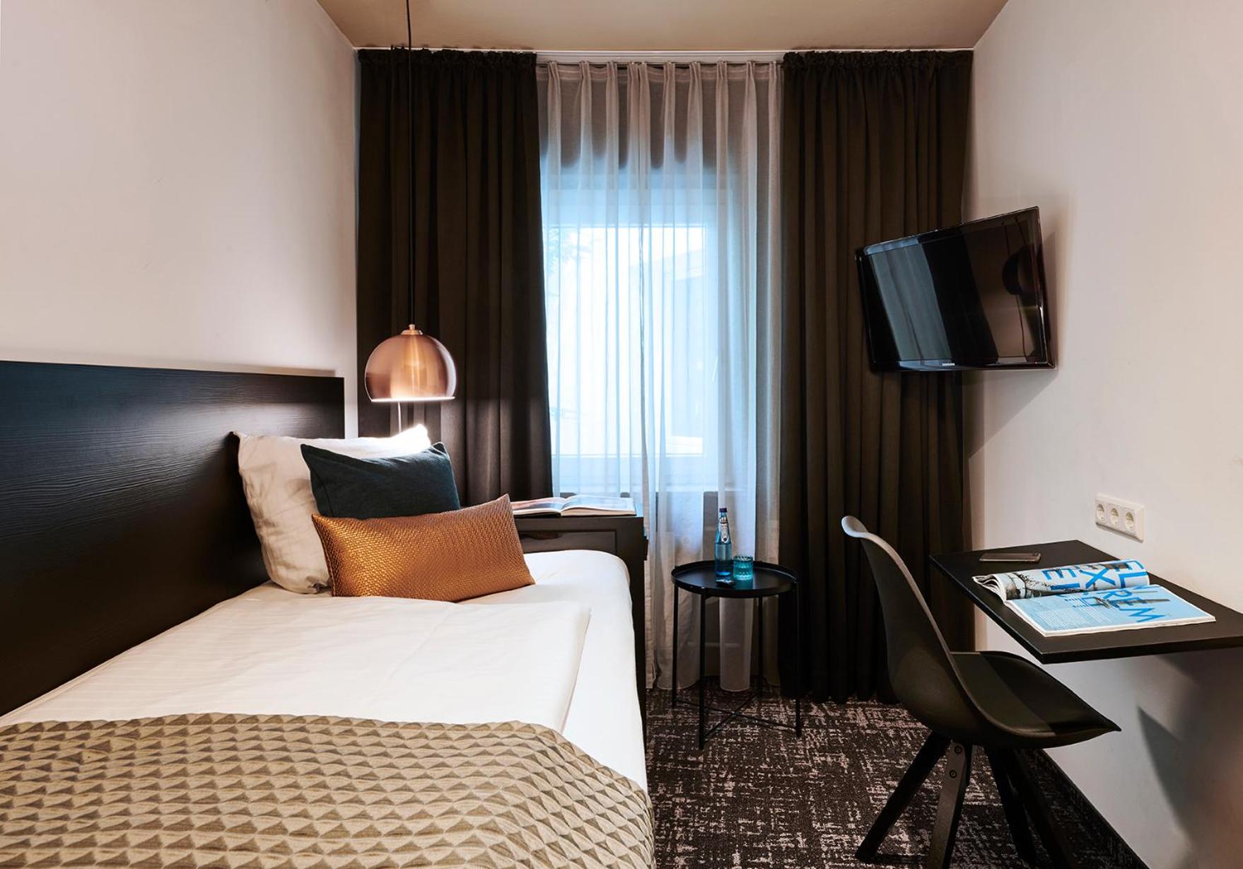 Economy Single Room