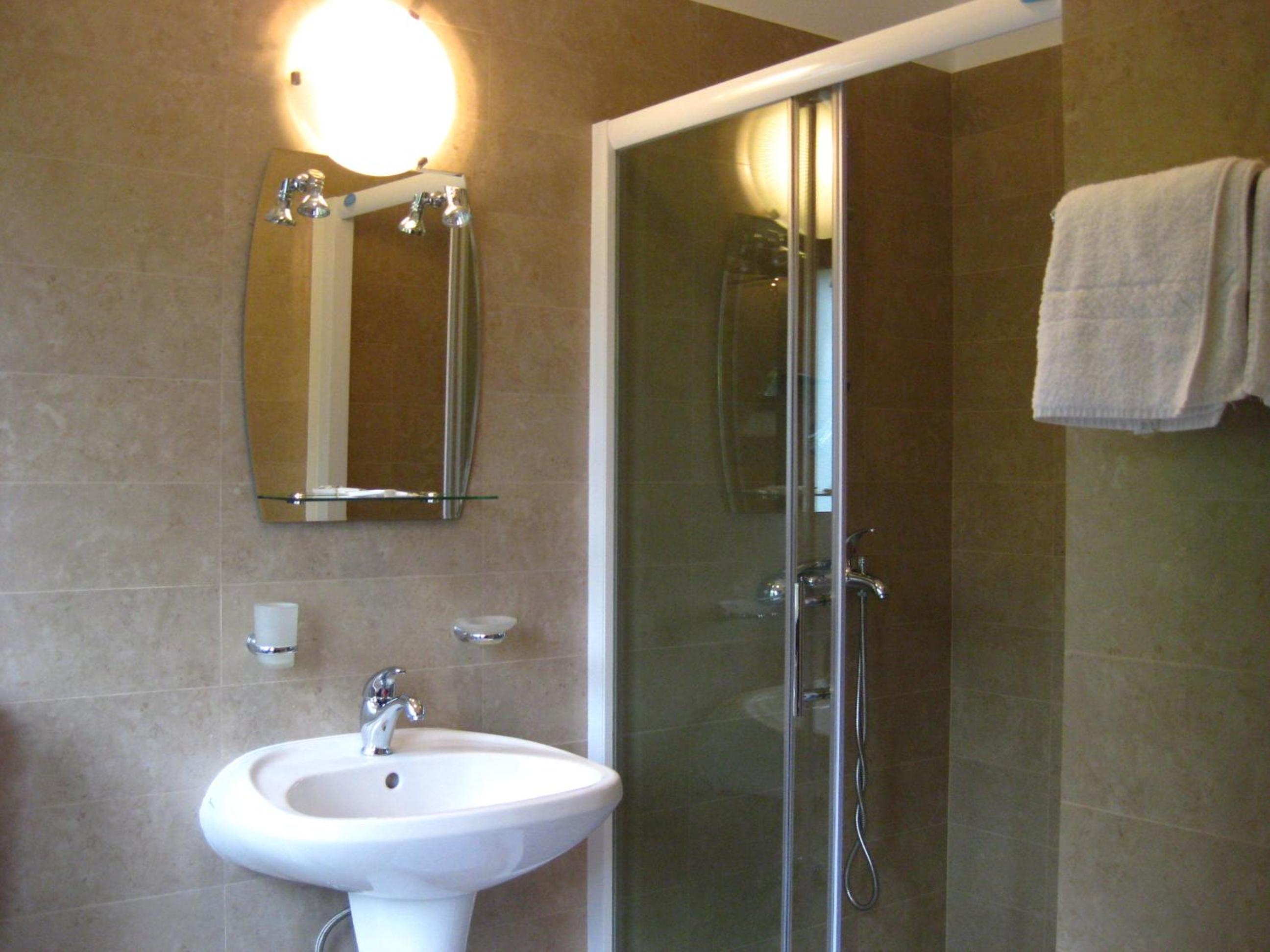 Superior Double Room - Photo 13