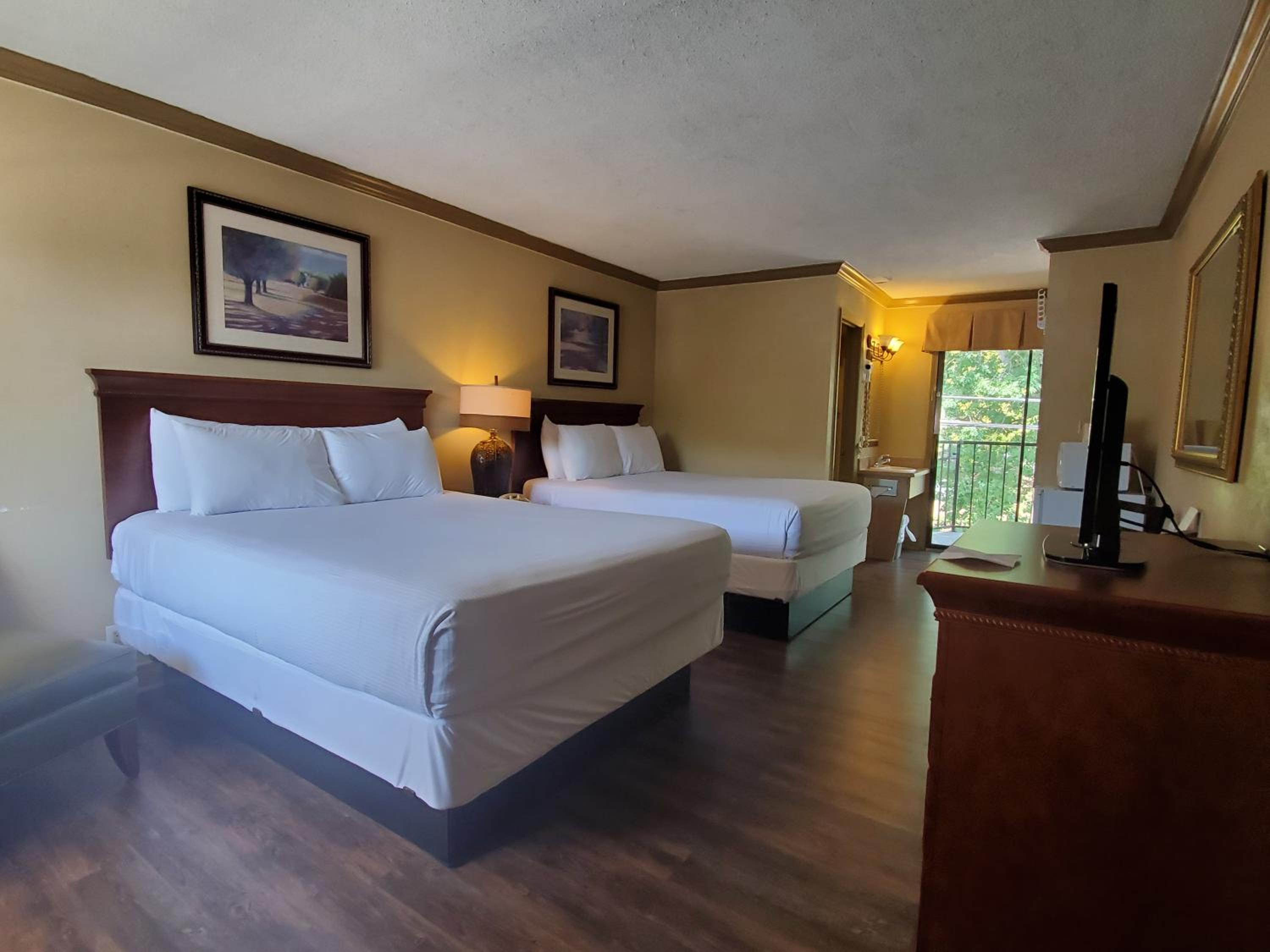 Double Room with Balcony photo 2