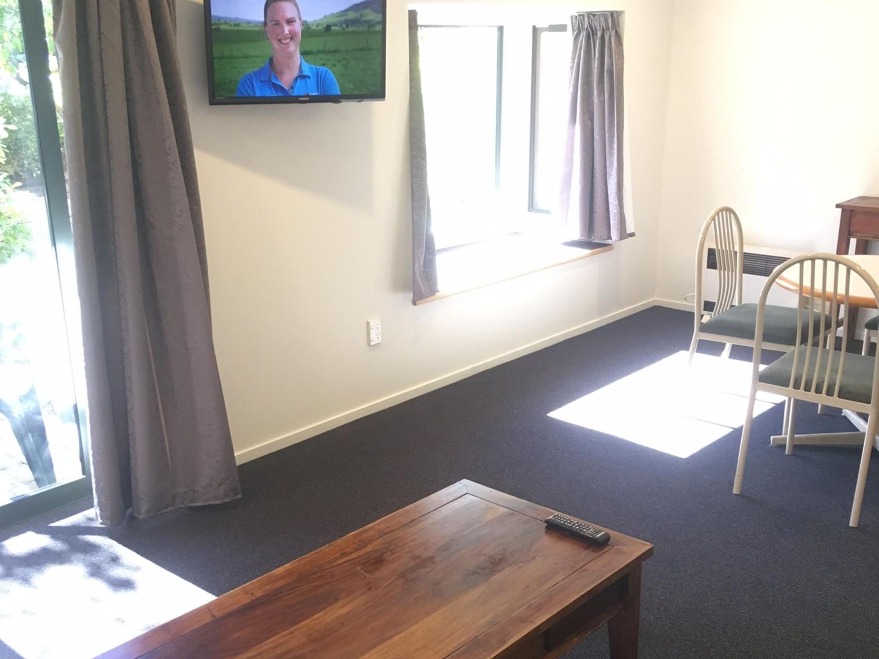 Superior Suite - Photo 2