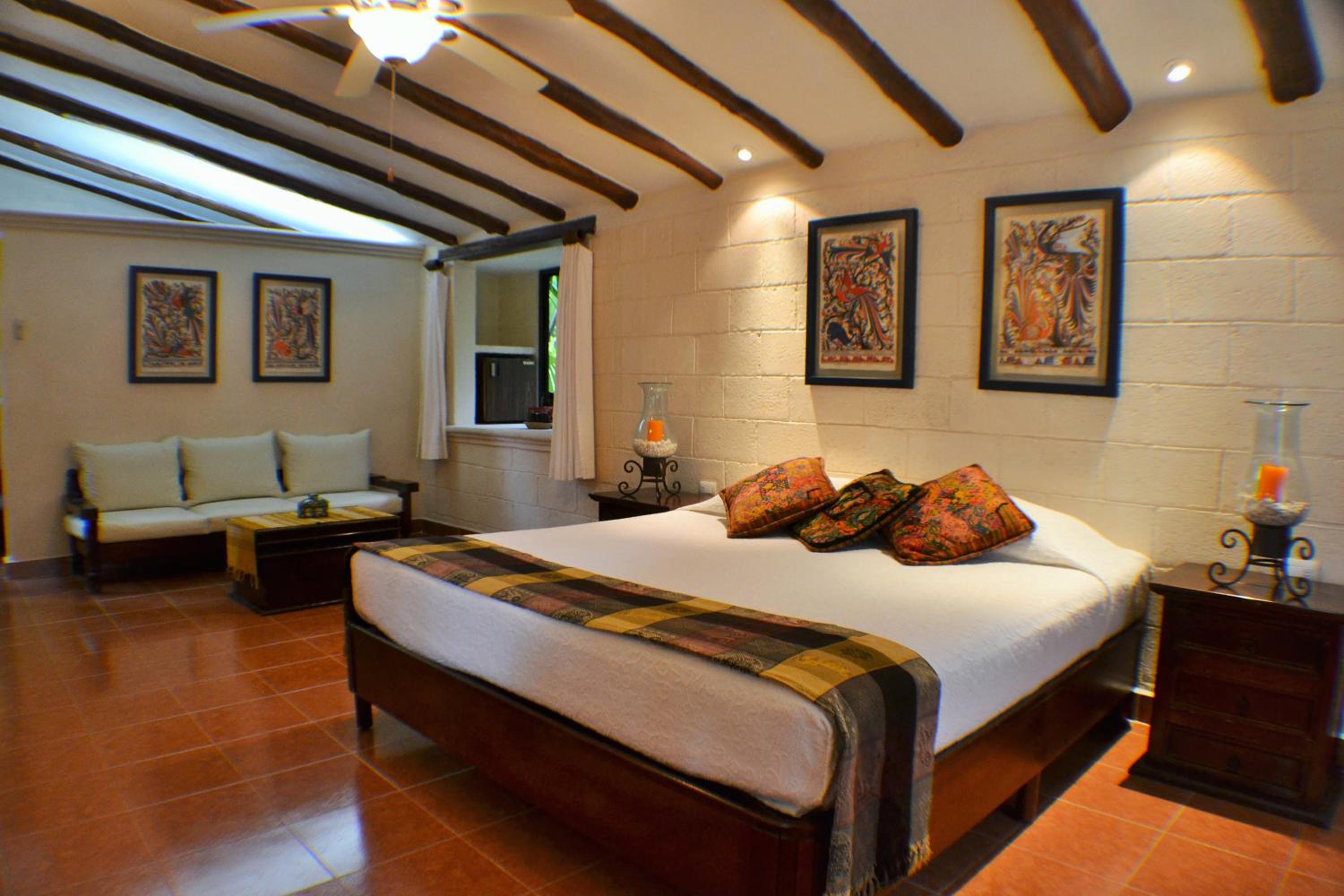 Deluxe Master Suite