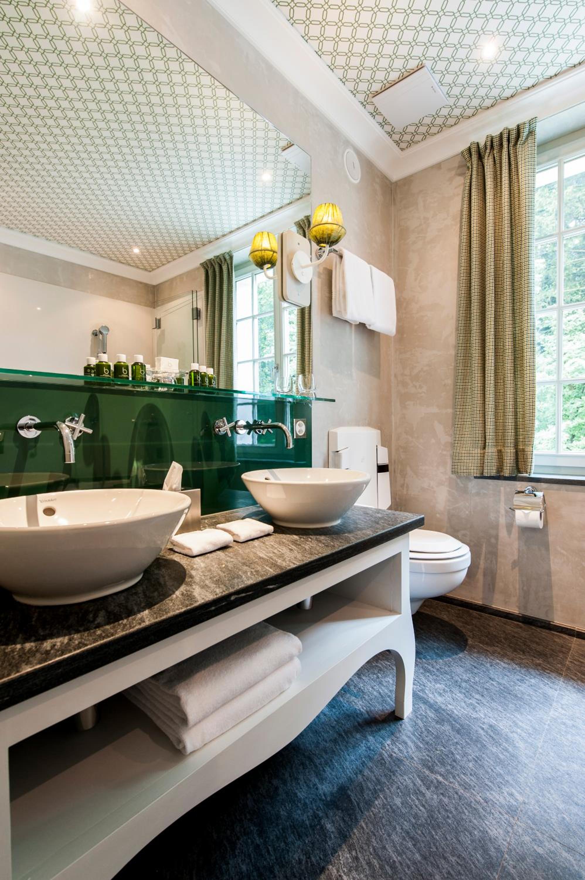 Suite with Park View - Photo 2