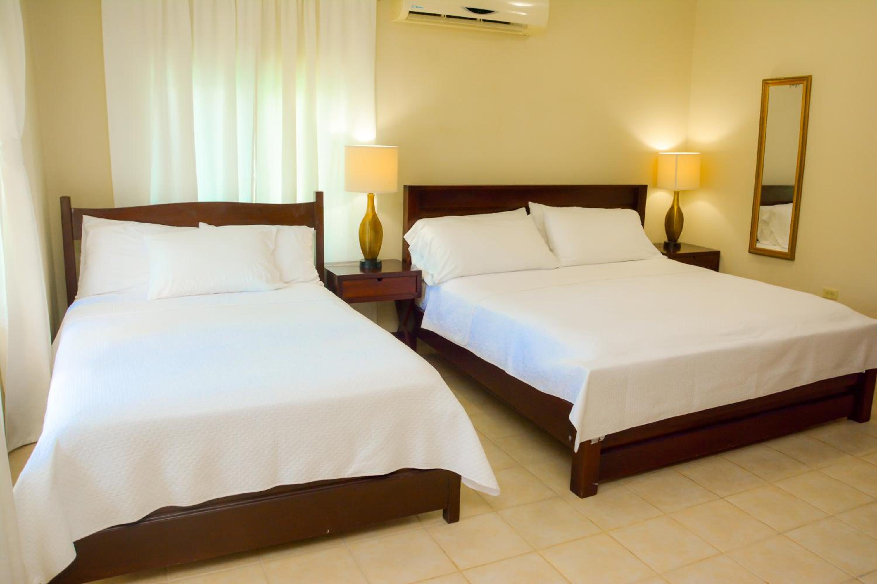 Deluxe Triple Room photo 3