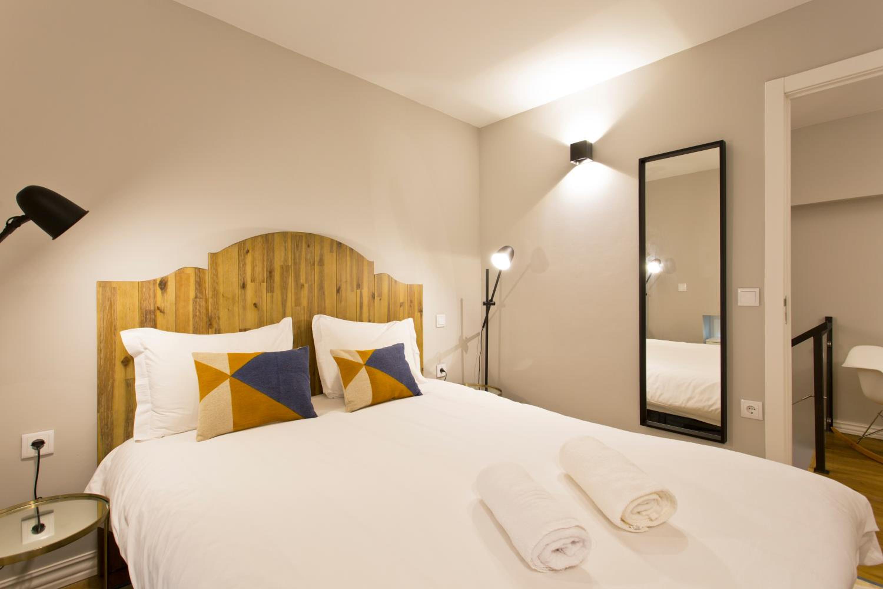 Two-Bedroom Apartment - Photo 6