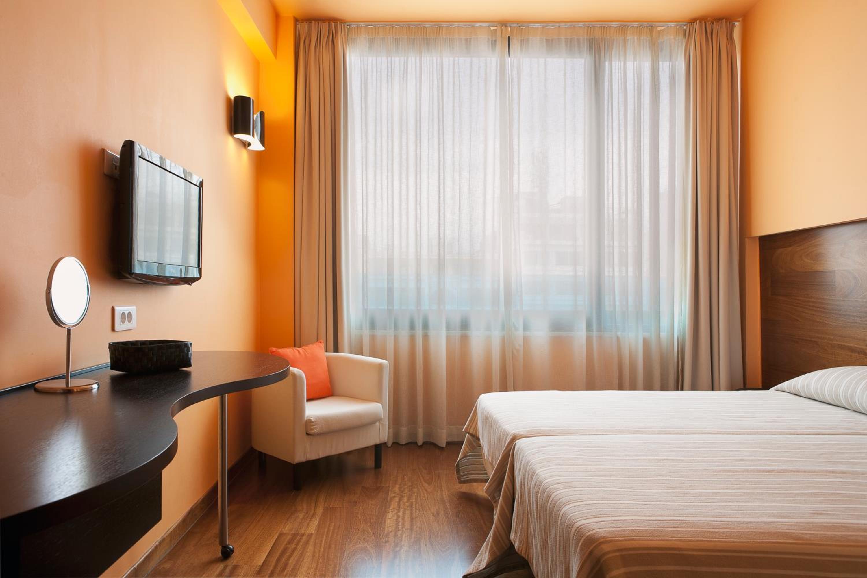 Superior Twin Room photo 3