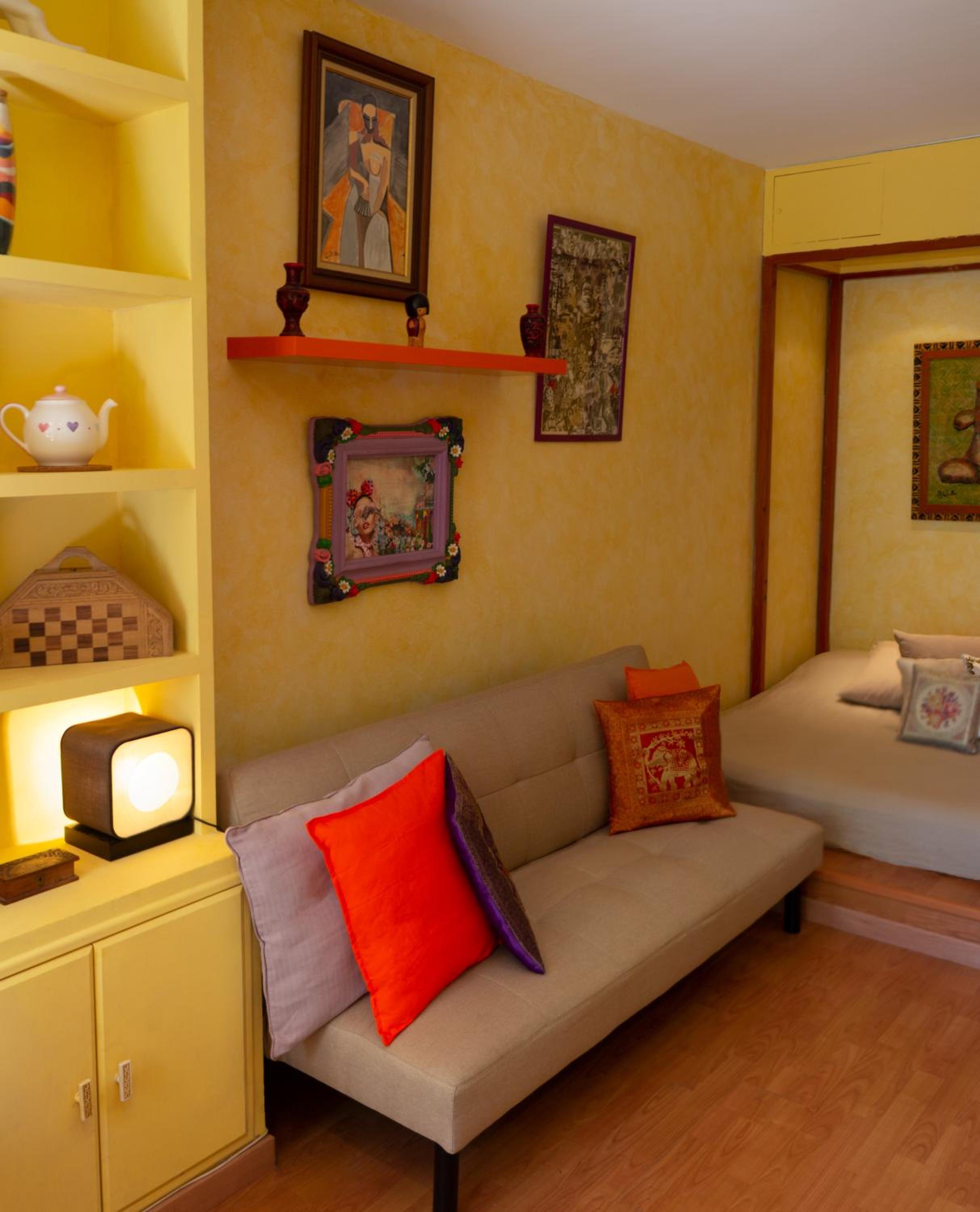Studio Apartment - Photo 10