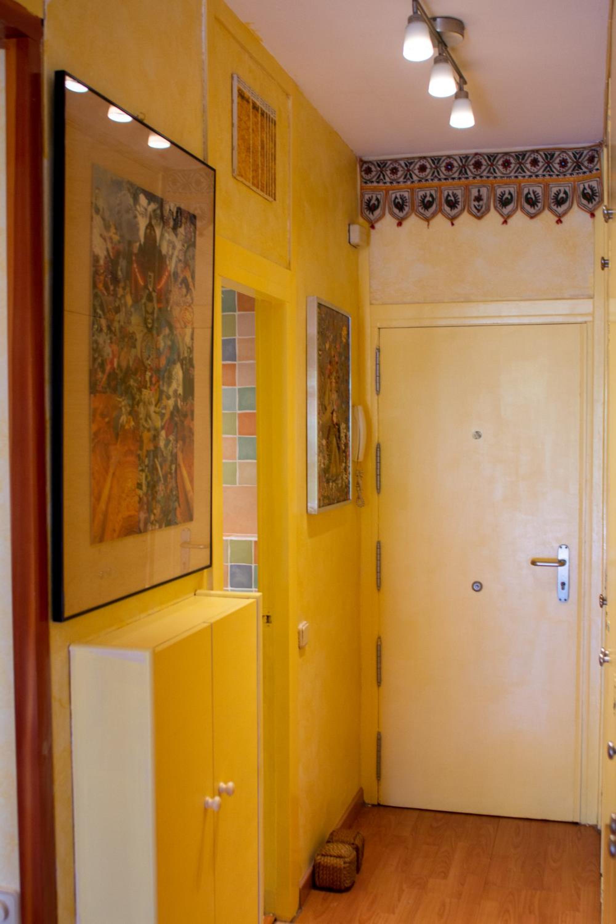 Studio Apartment - Photo 13