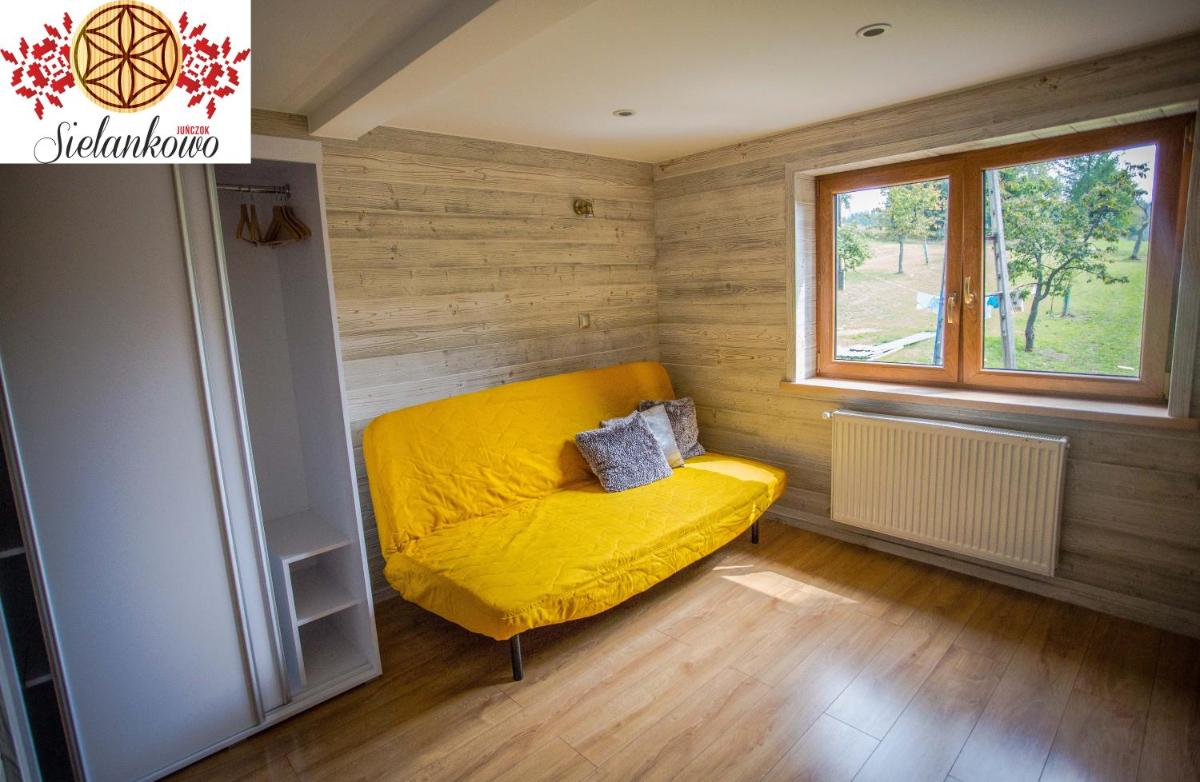 Four-Bedroom House - Photo 9