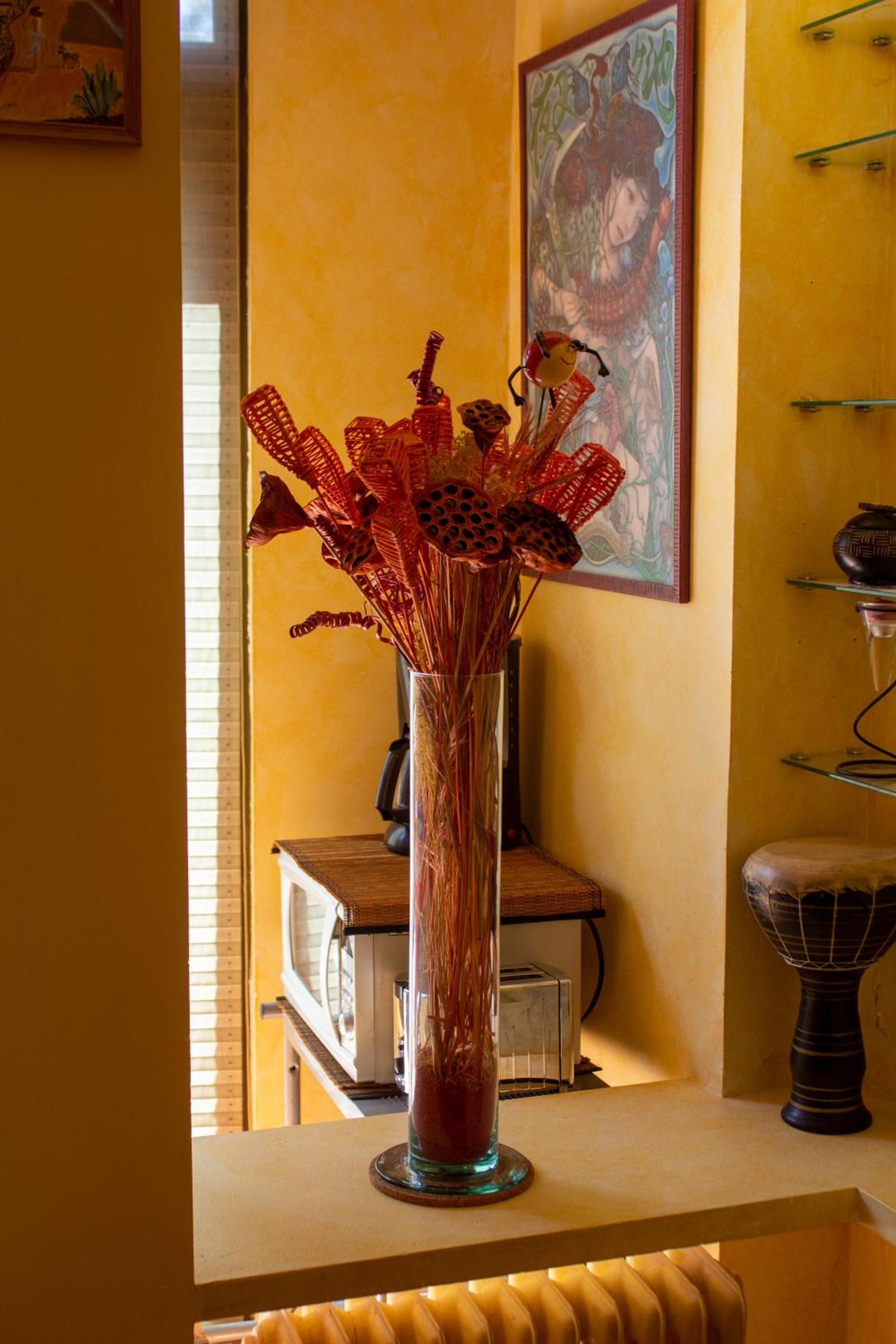 Studio Apartment - Photo 39