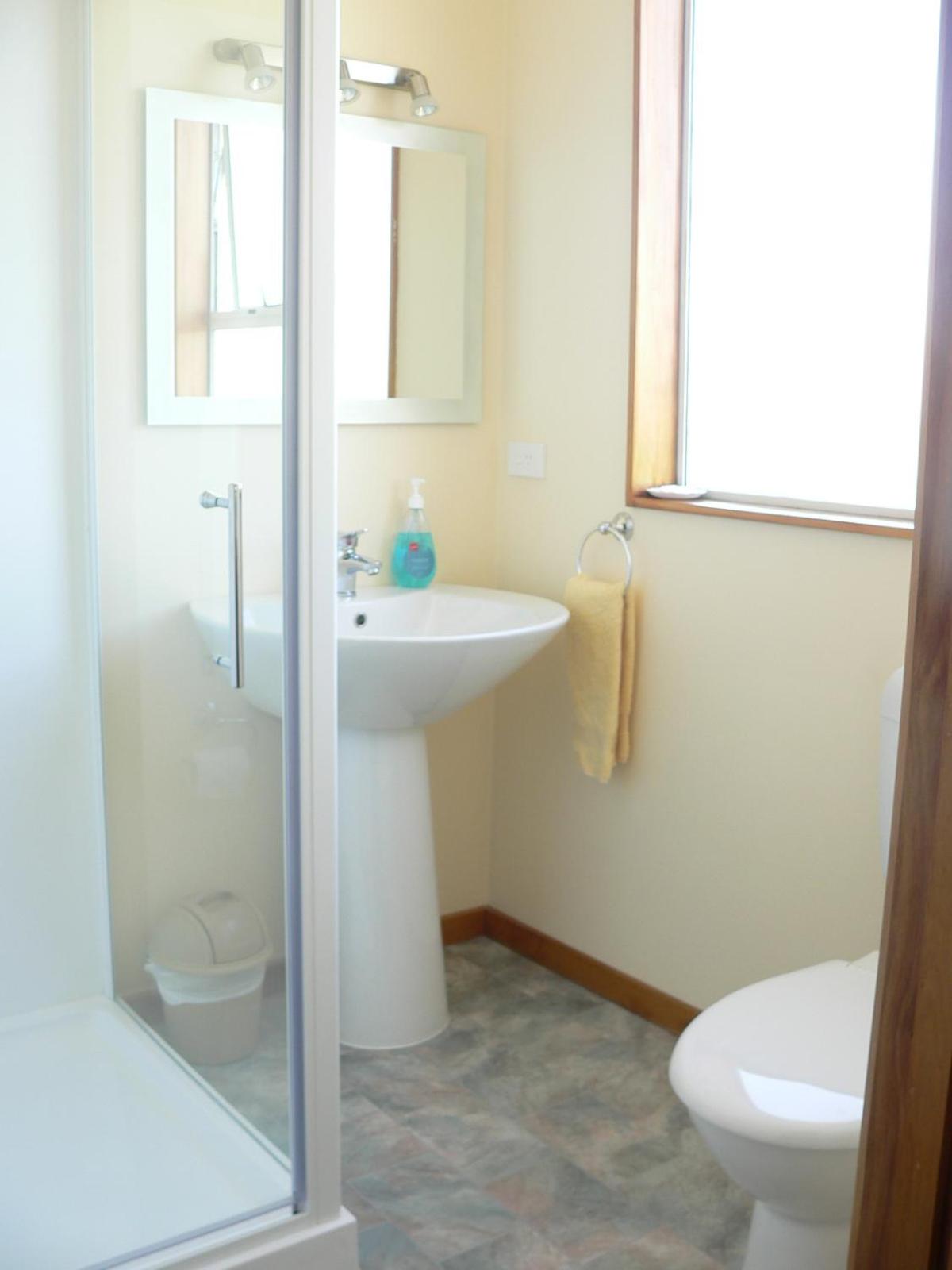 Queen Room - 2 photo 2