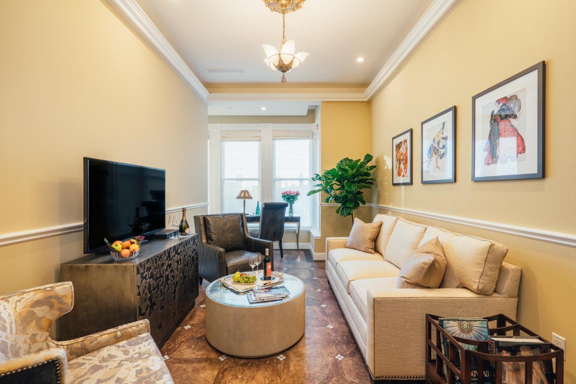 Suite with City View