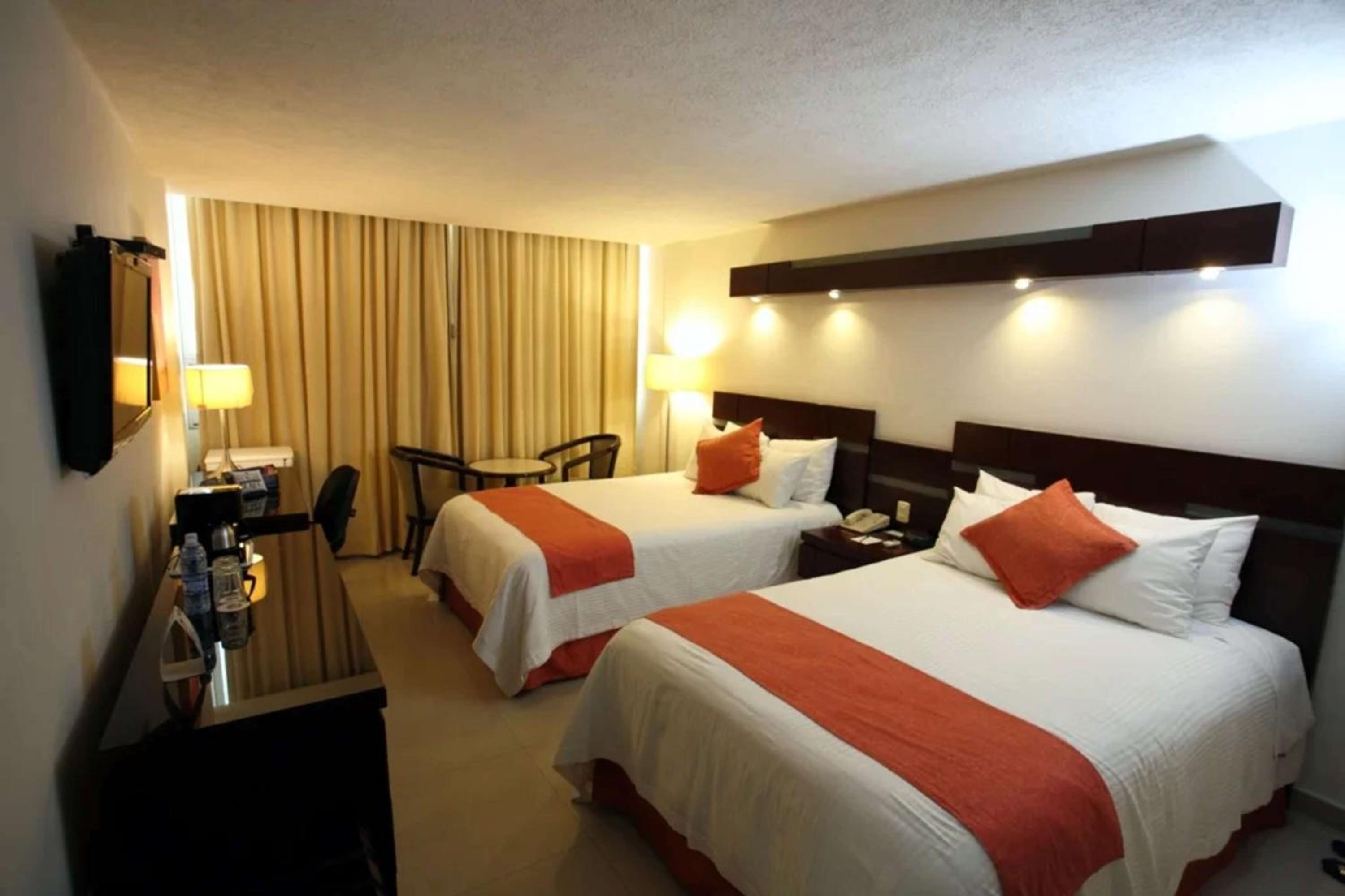 Standard Double Room - Photo 3