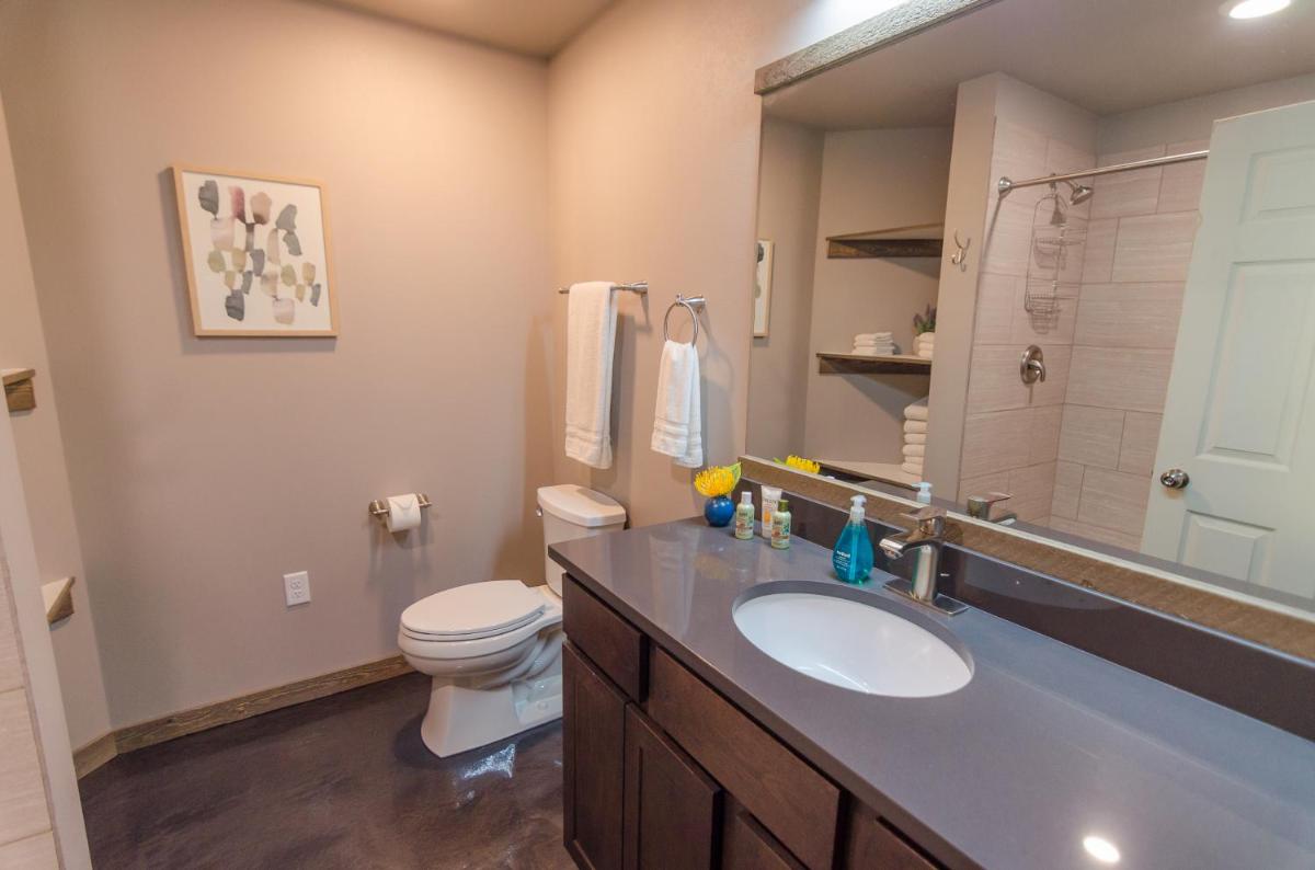 Three-Bedroom House photo 1