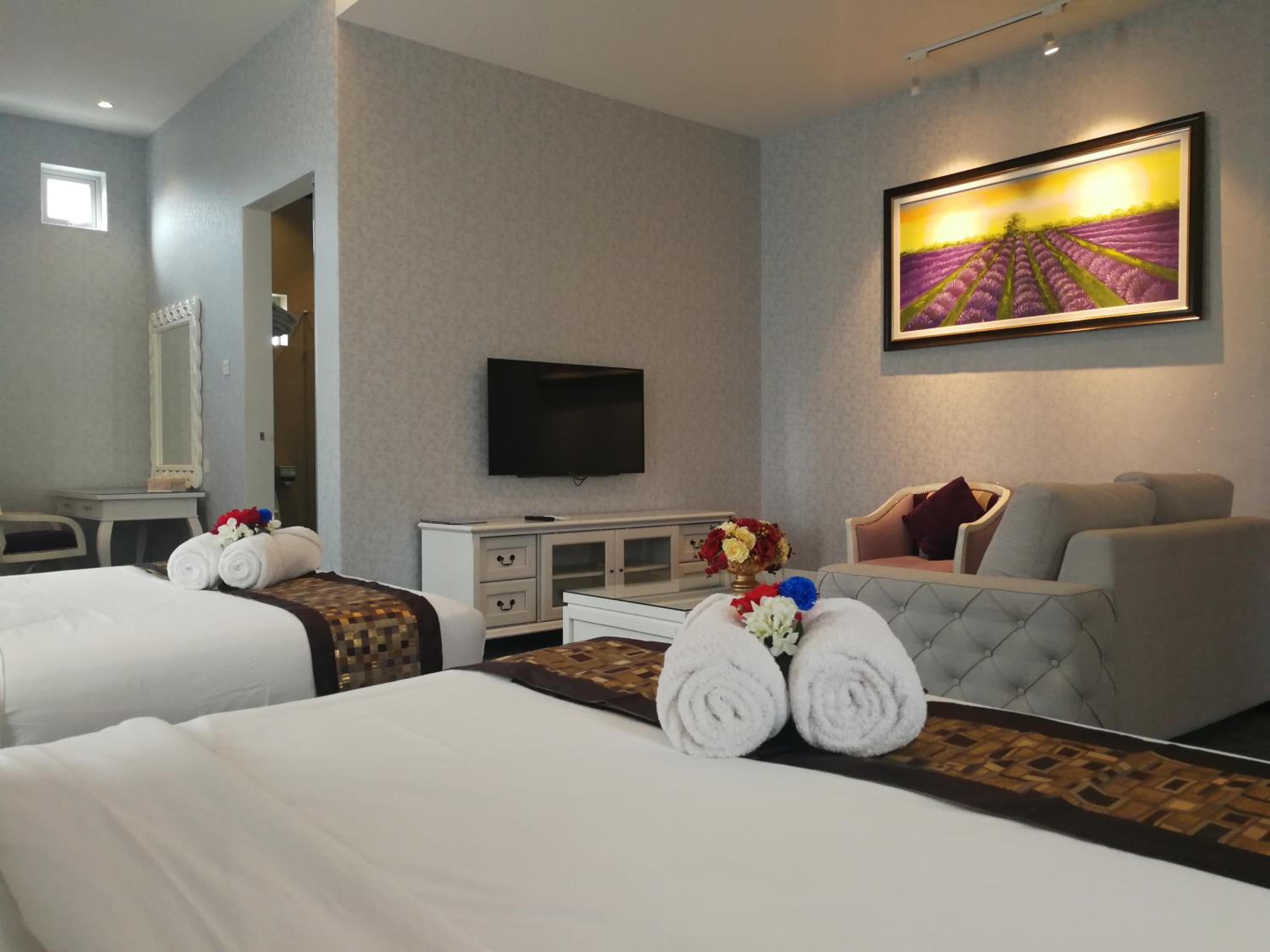 Family Suite photo 2