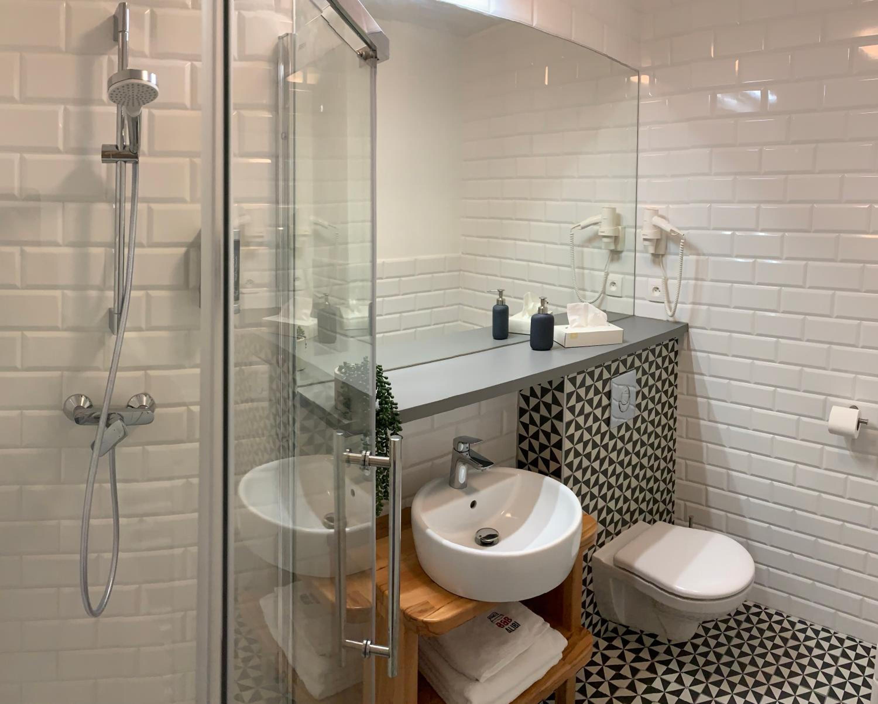 Deluxe Suite photo 2