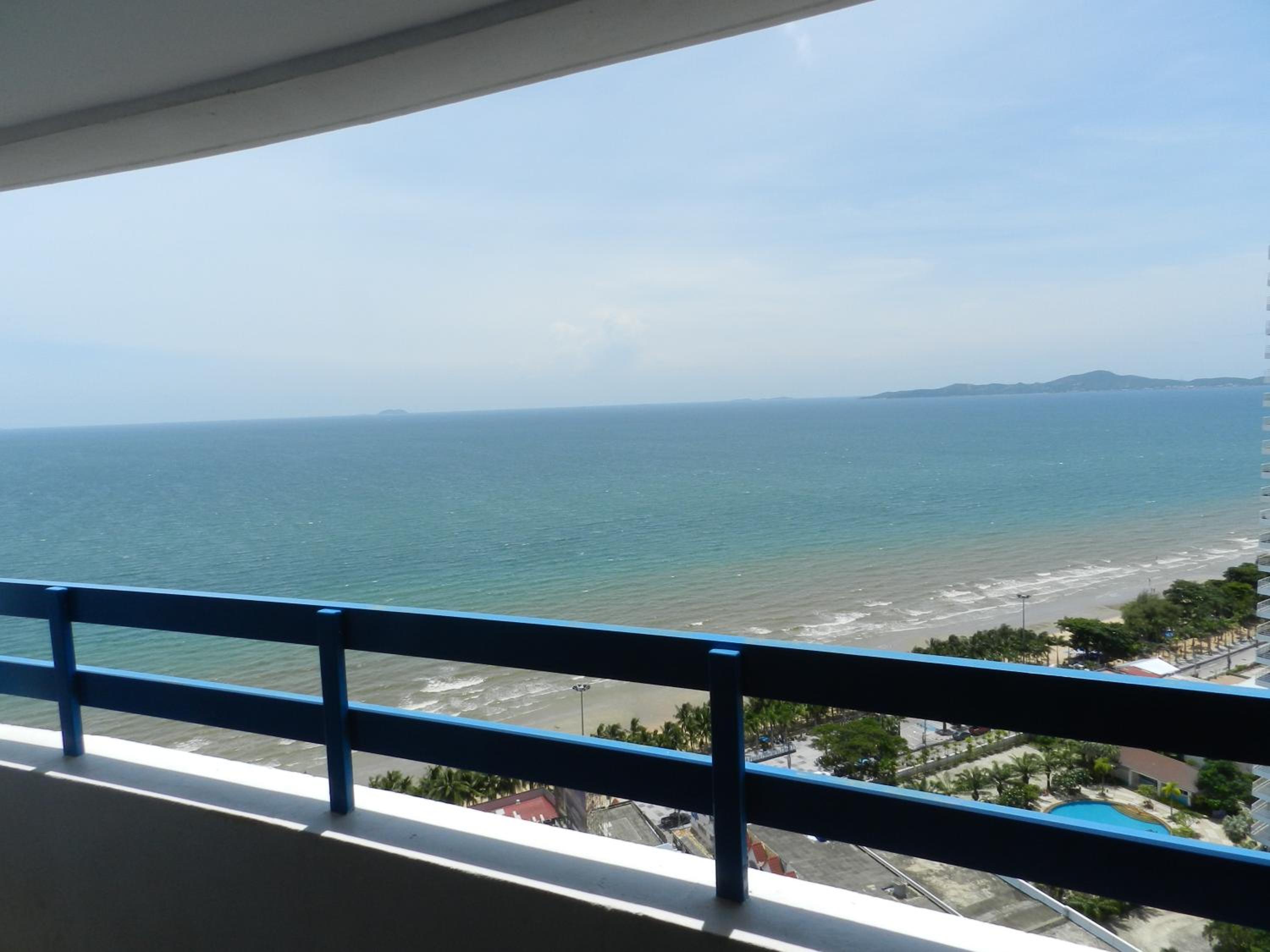 Standard Triple Room with Sea View photo 2