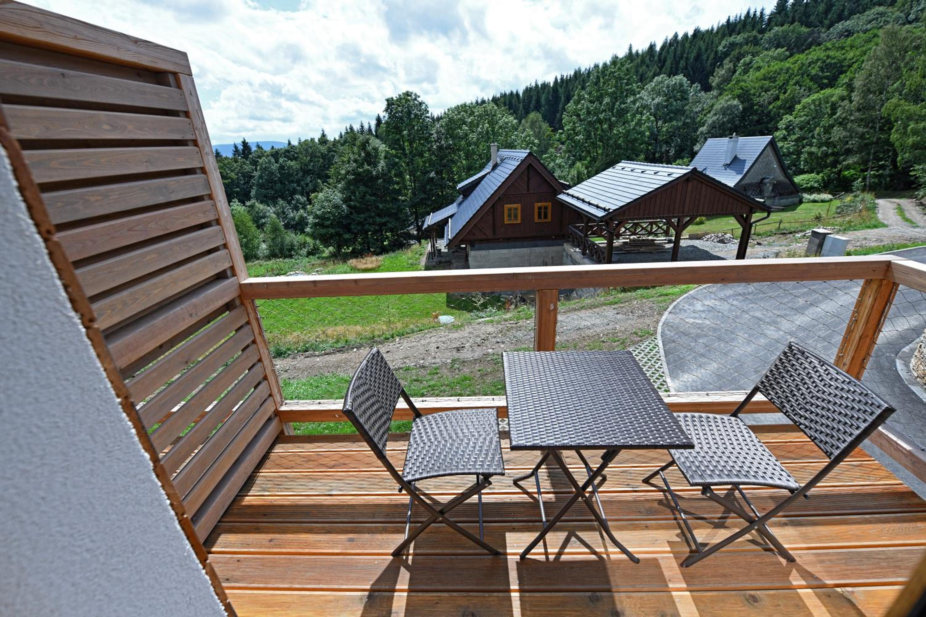 Maisonette photo 3