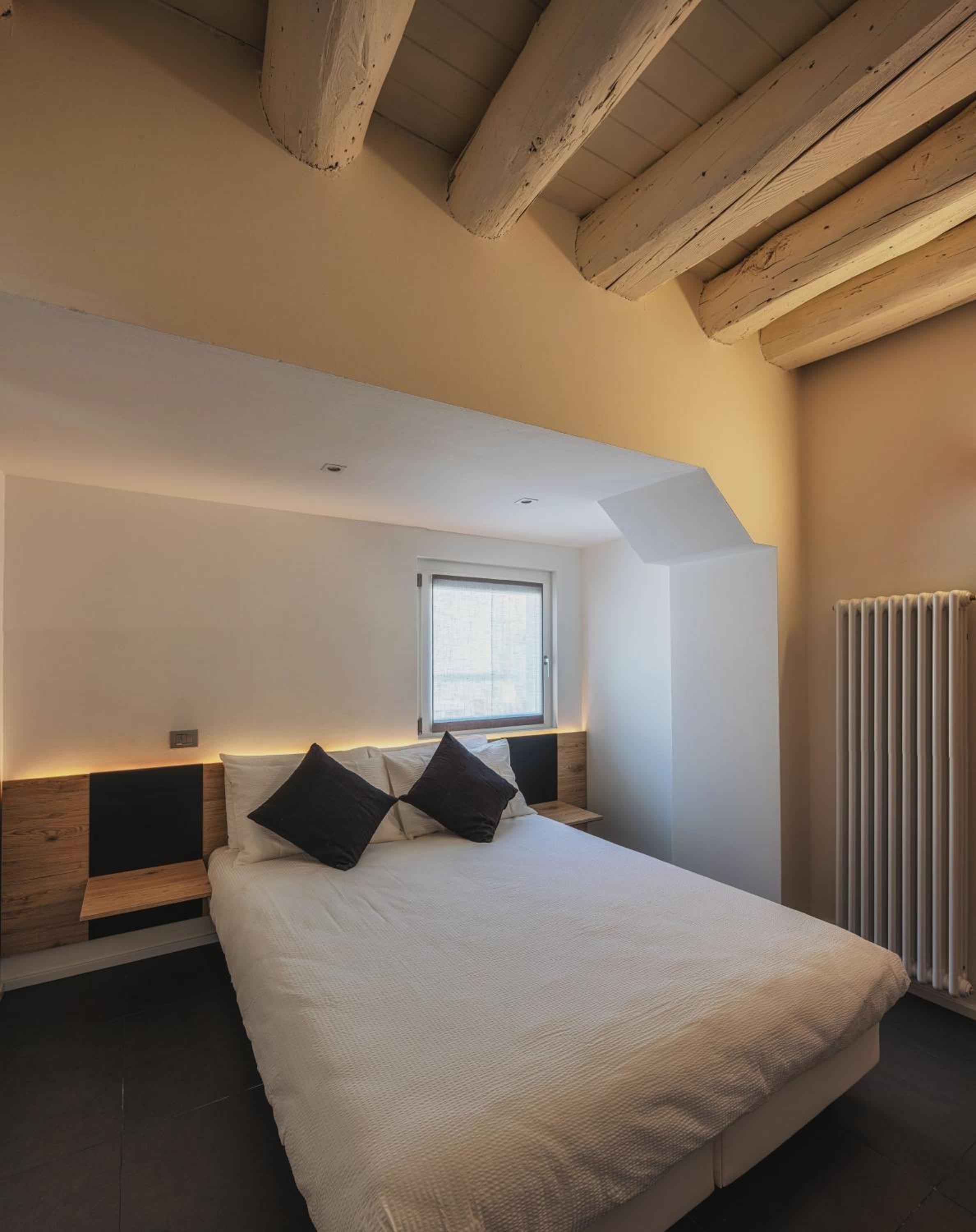 Budget Double or Twin Room - Photo 9