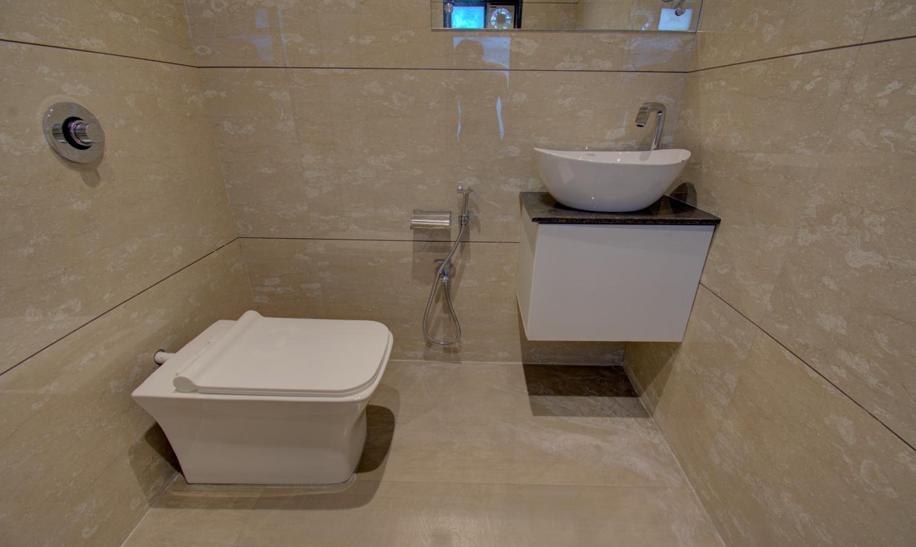 Executive Room - Photo 6