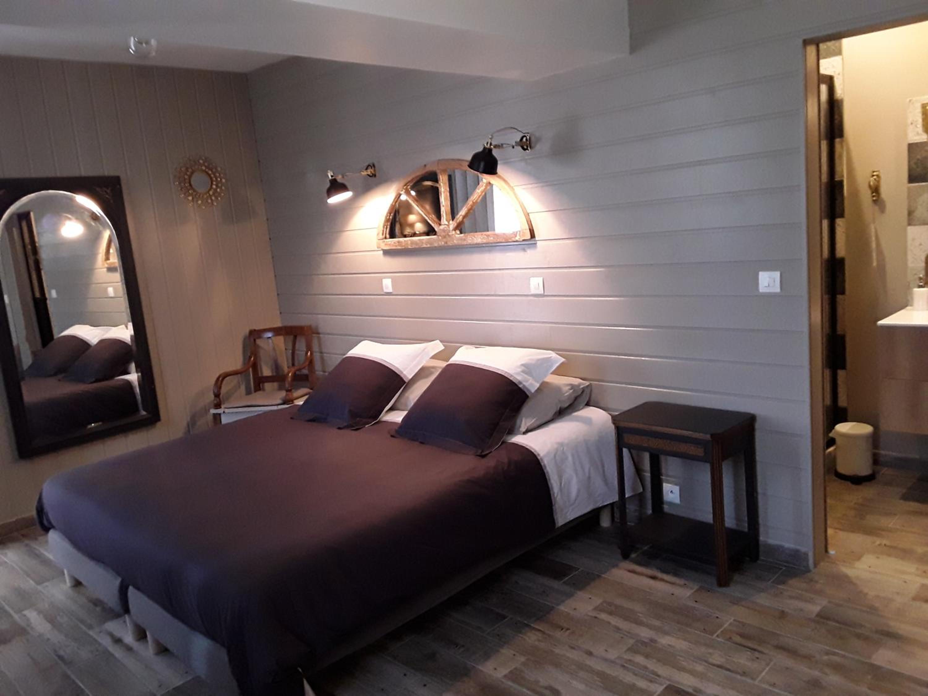 Superior Double or Twin Room with Garden View - Photo 6