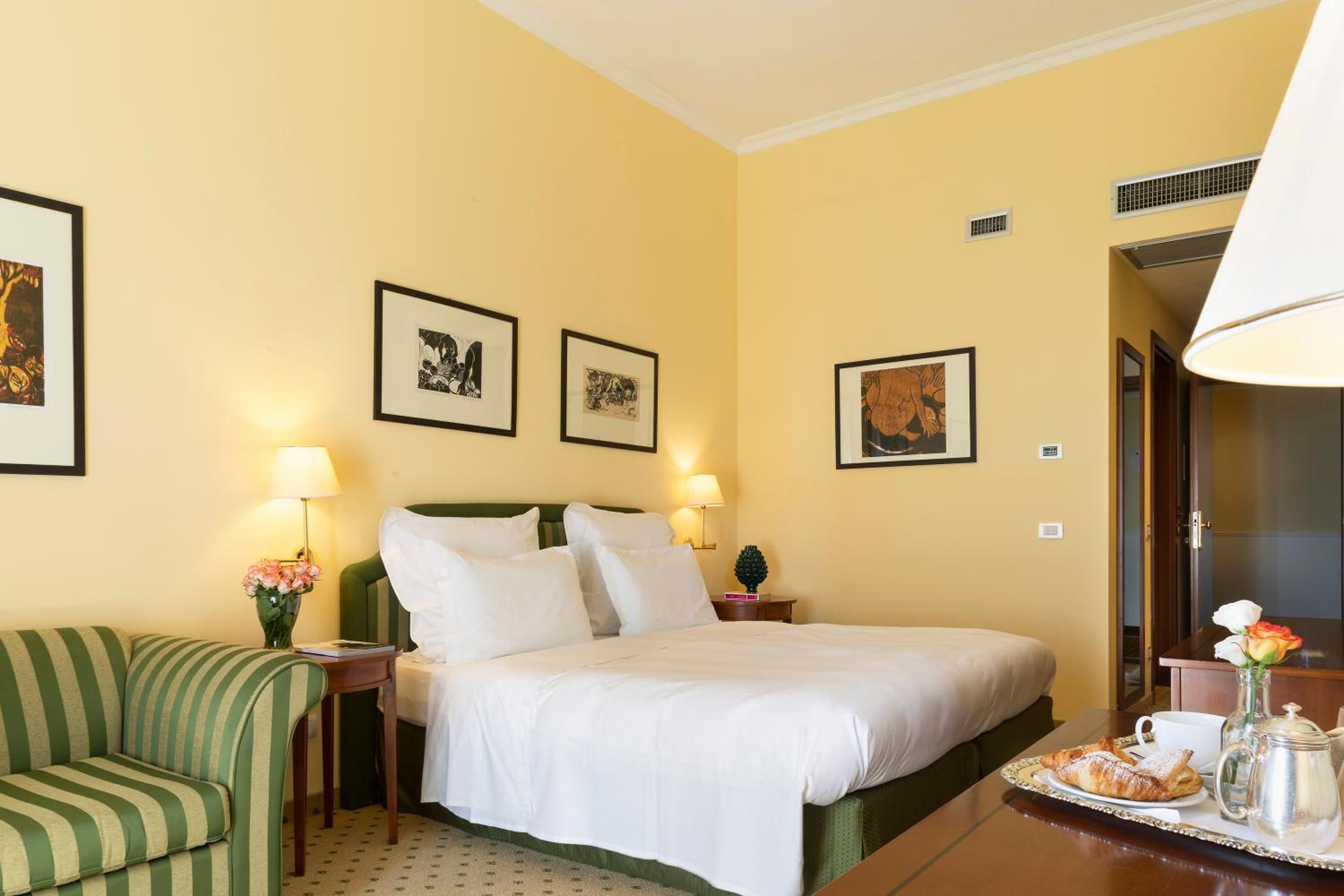 Deluxe Double Or Twin Room