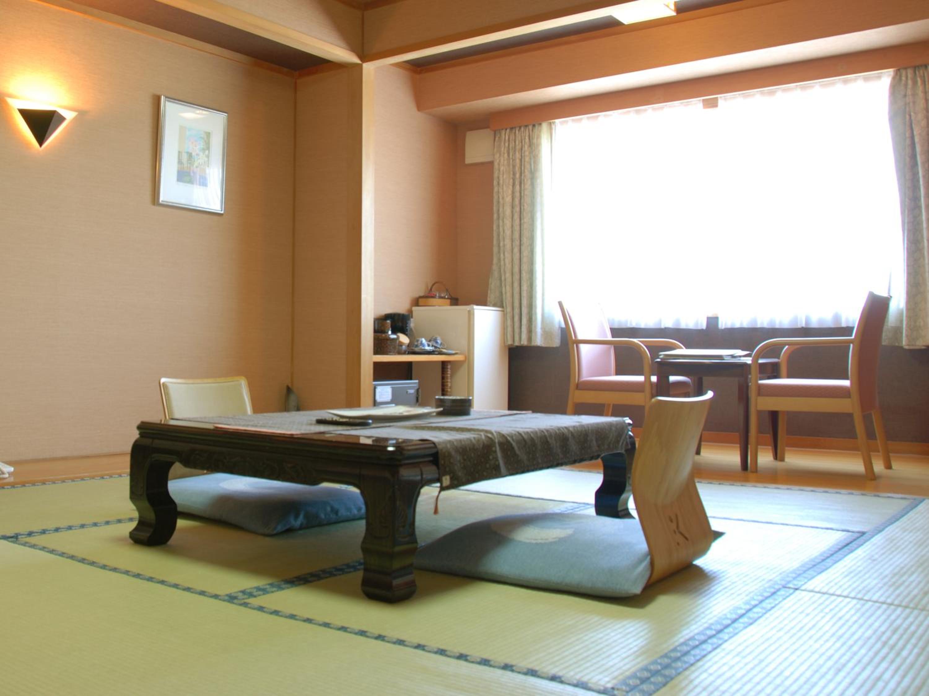Japanese-Style Room - Buffet Breakfast + Buffet Dinner Included  - Non-Smoking - Photo 18