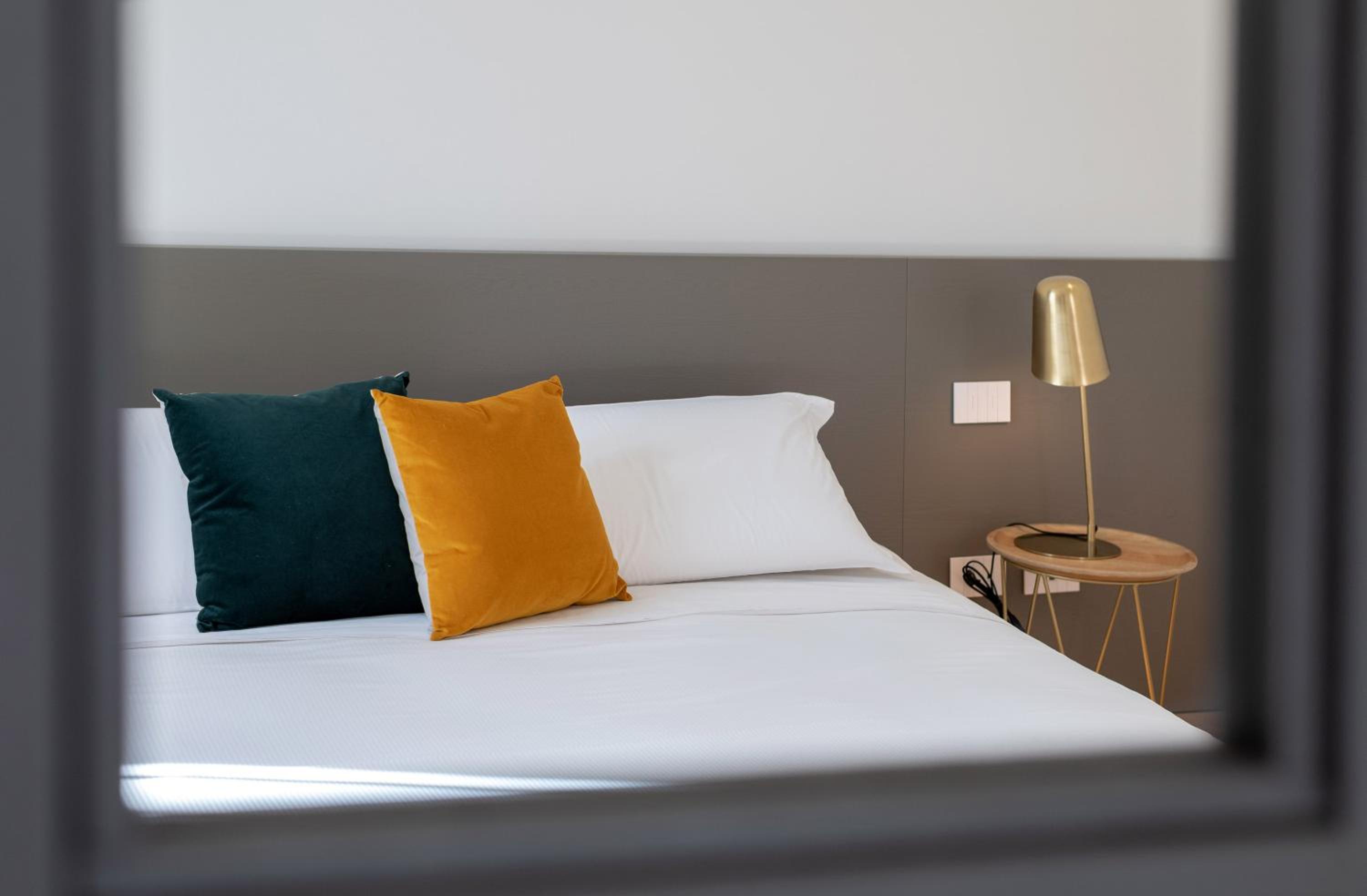 Superior King Room - Photo 34