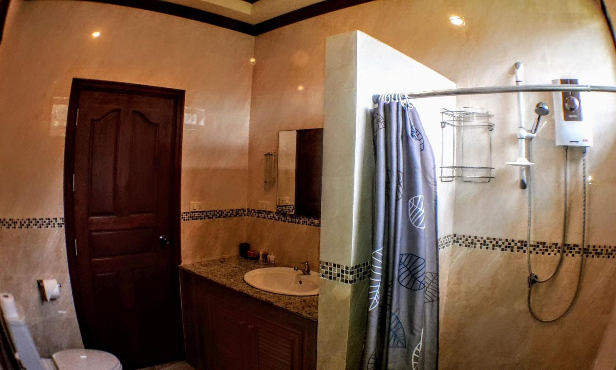 Villa with Sea View - Photo 34