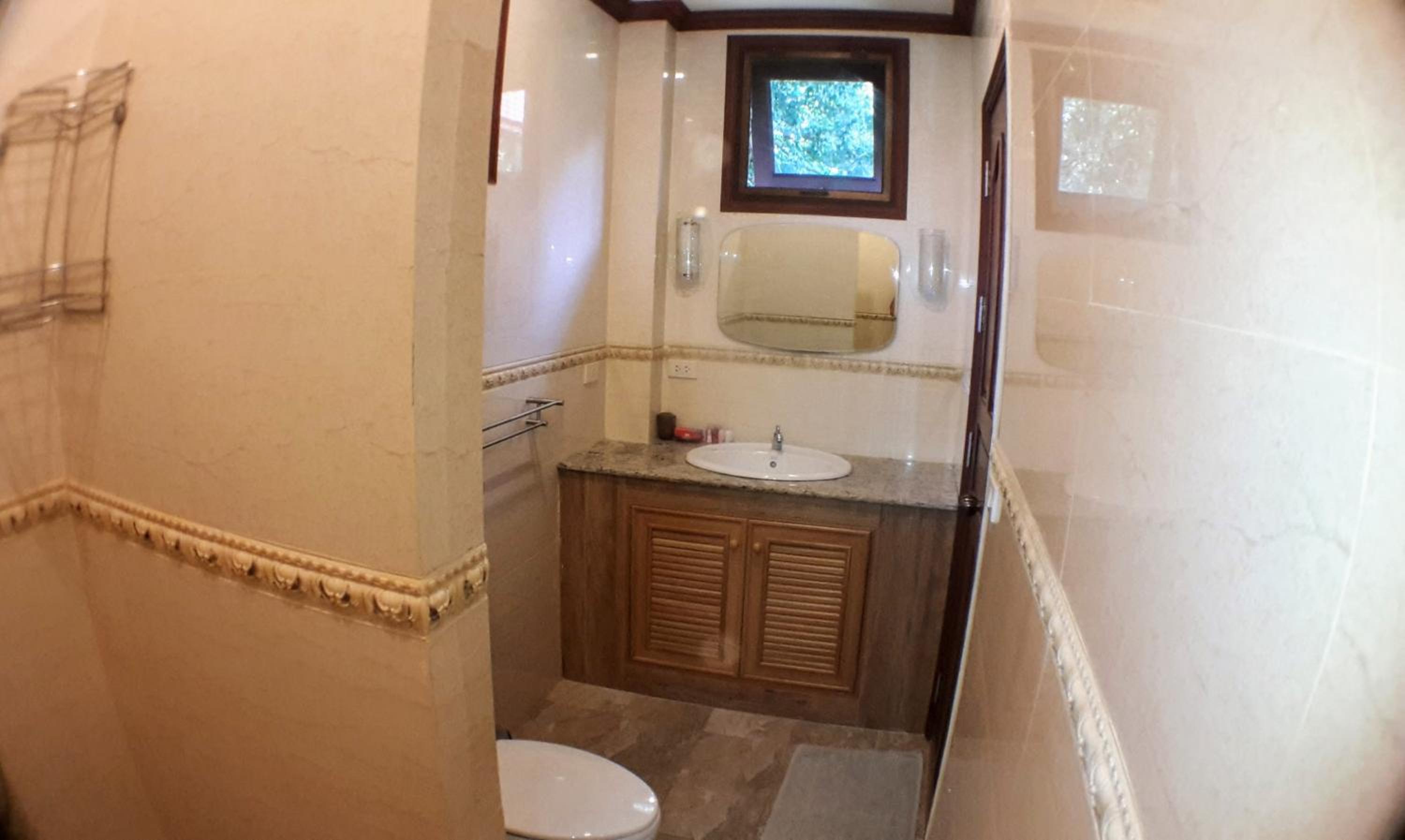 Villa with Sea View - Photo 31