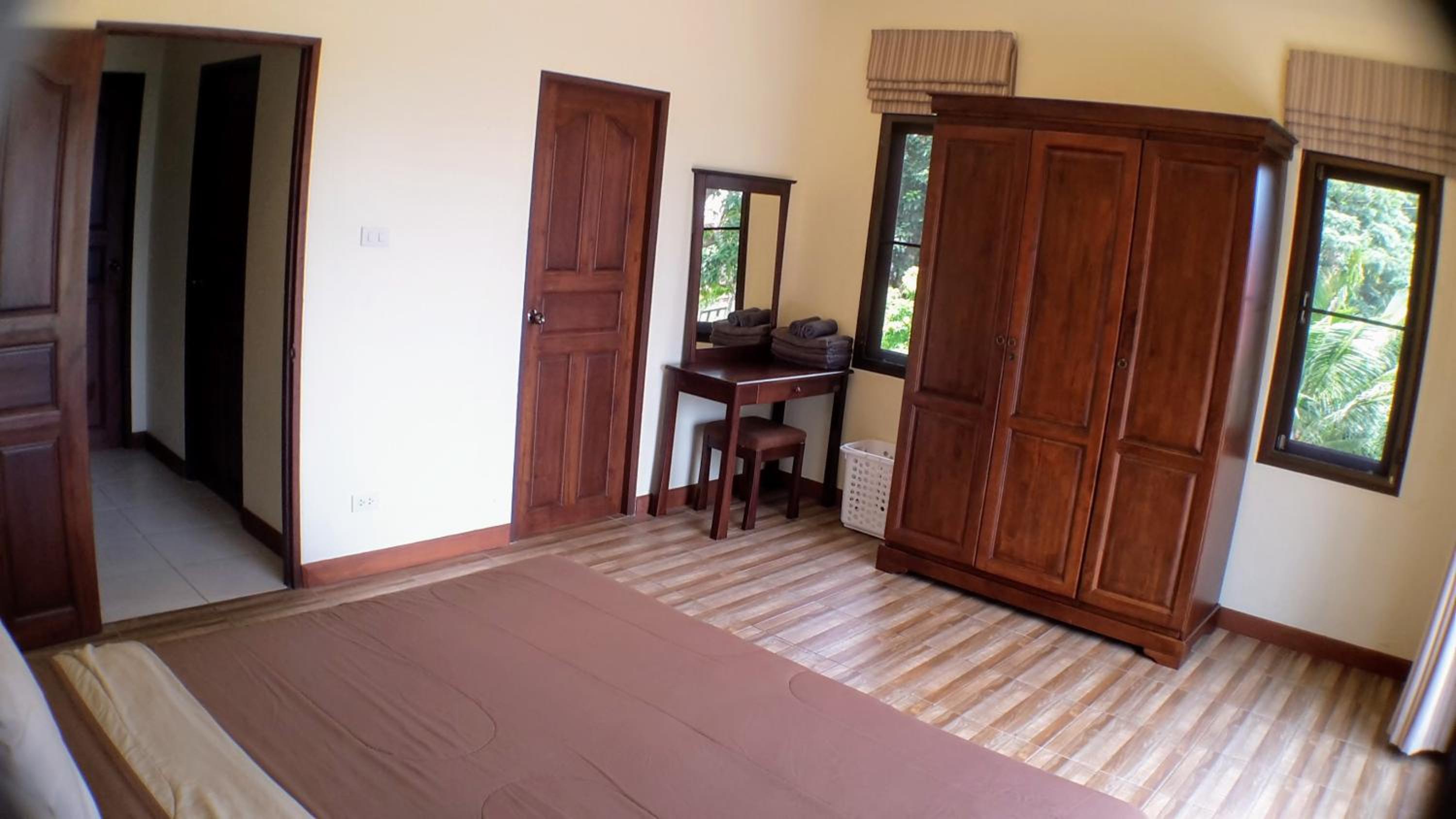 Villa with Sea View - Photo 30