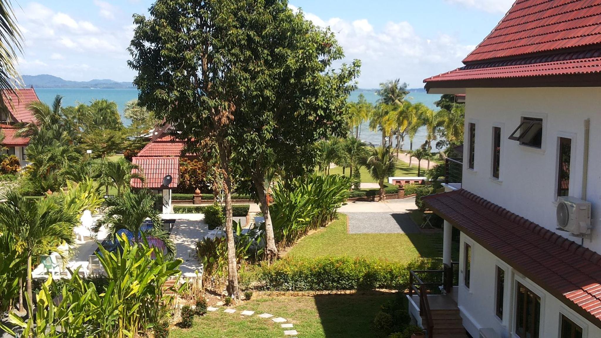 Villa with Sea View - Photo 24