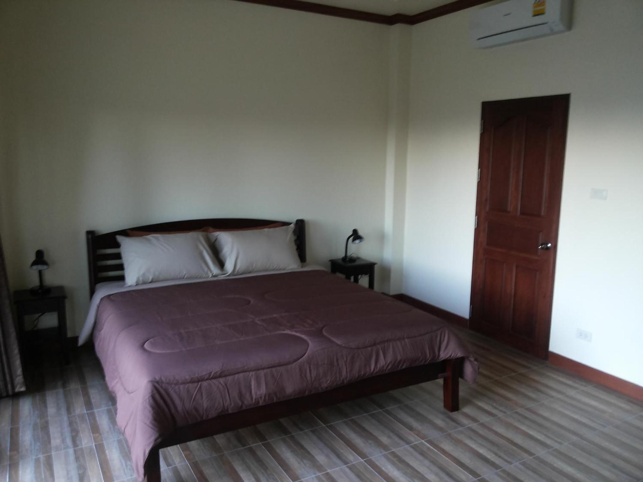 Villa with Sea View - Photo 20