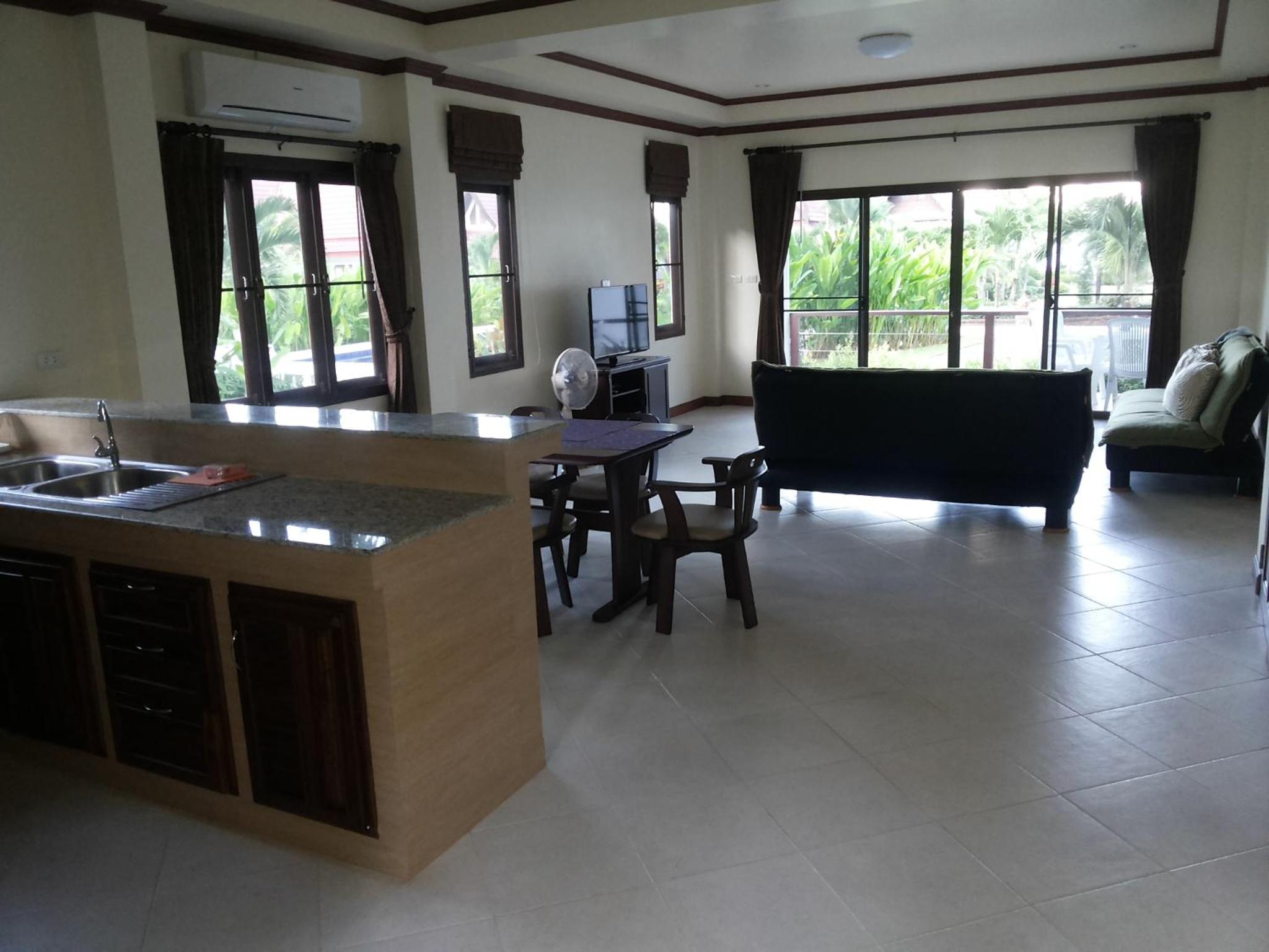 Villa with Sea View - Photo 17