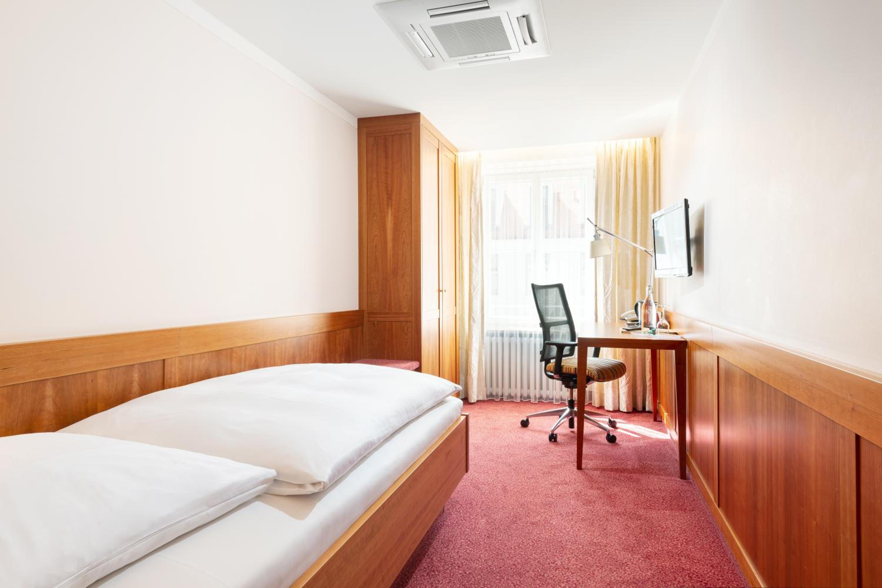 Business Single Room